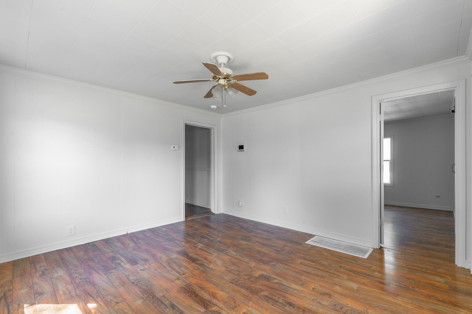 406 Chambers Street Property Photo 25