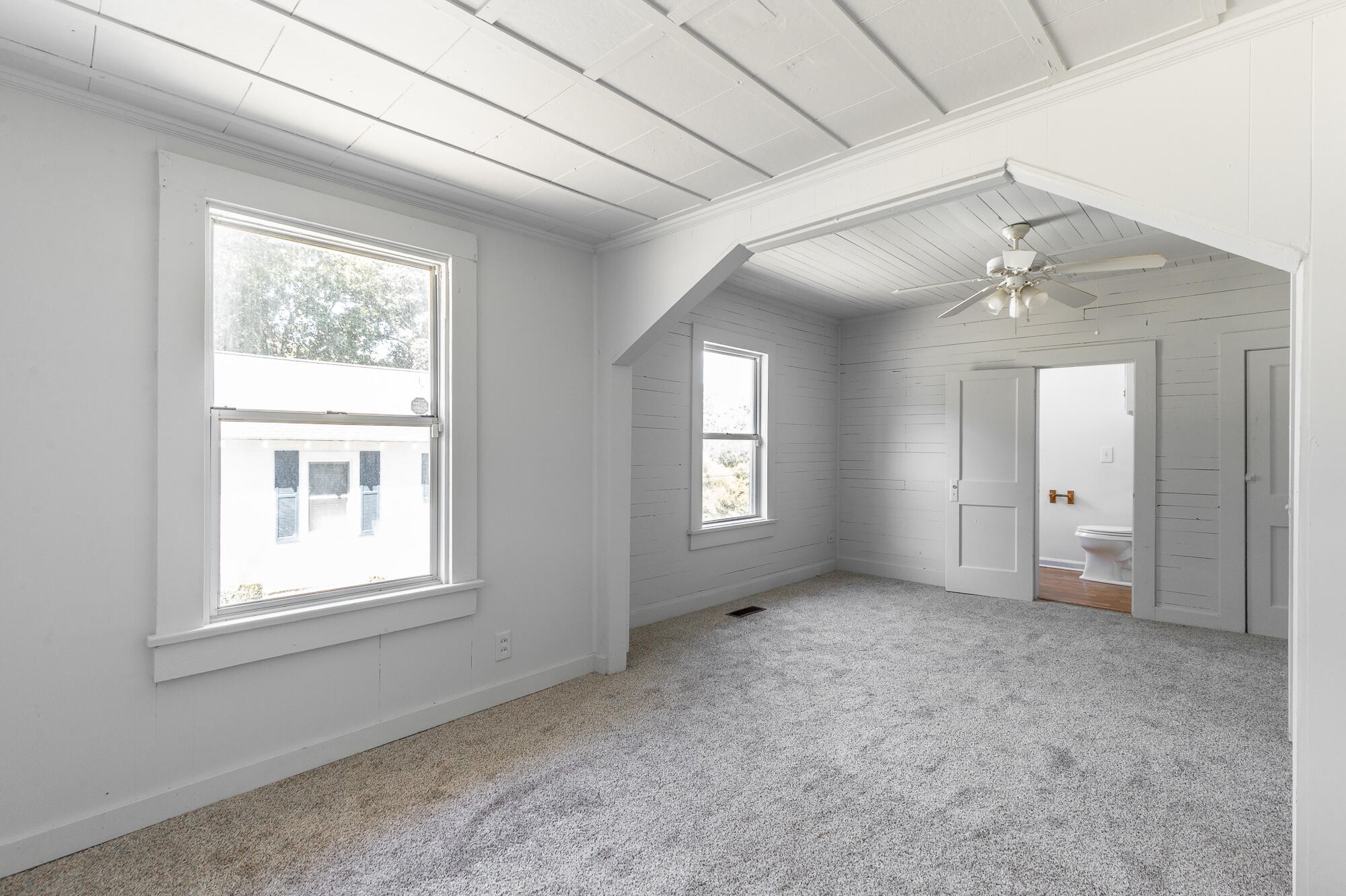 406 Chambers Street Property Photo 29