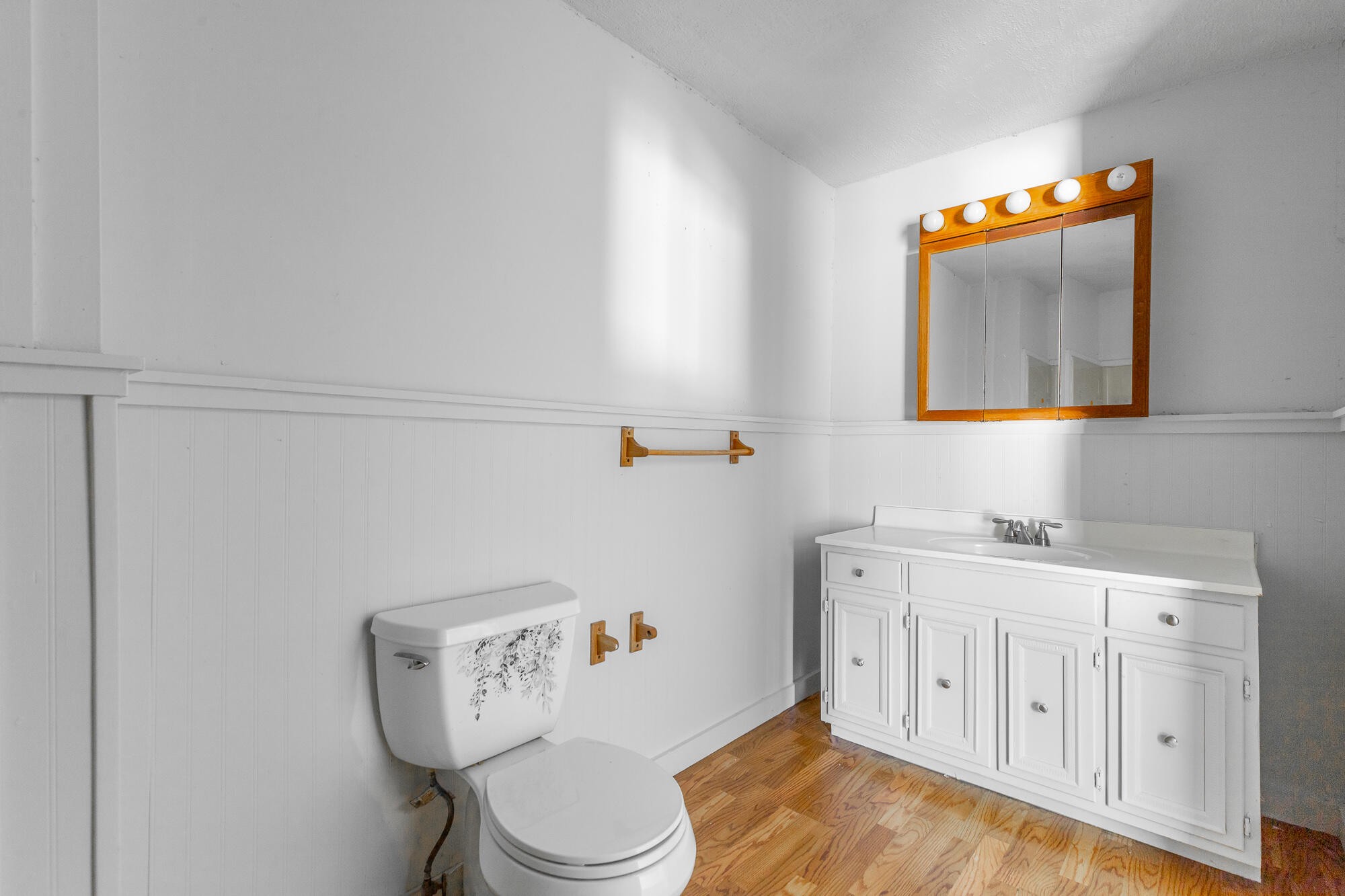 406 Chambers Street Property Photo 35