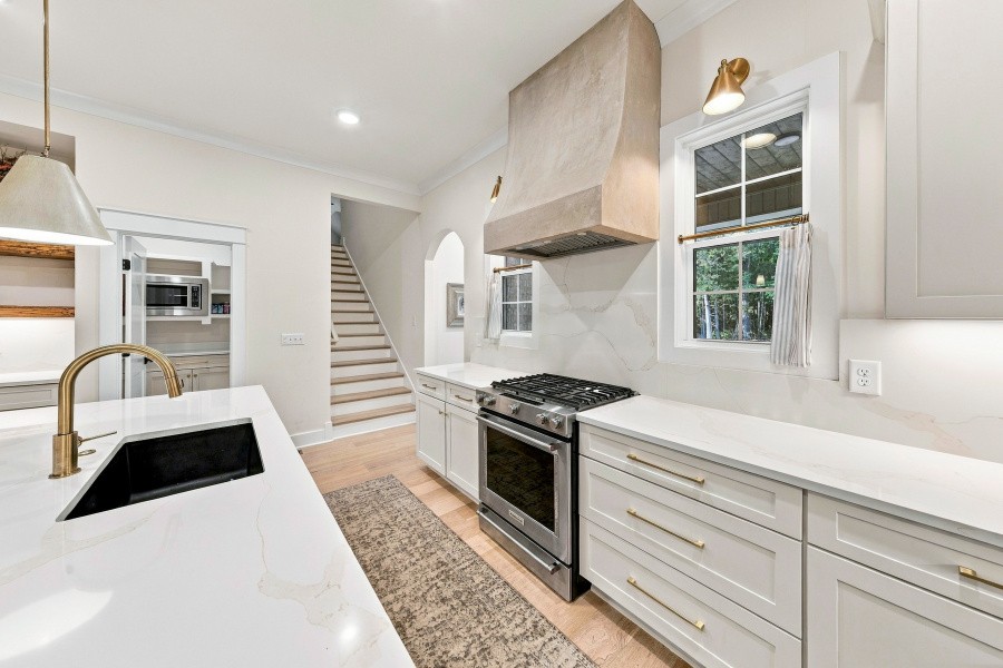 566 Ben Green Rd Property Photo 9