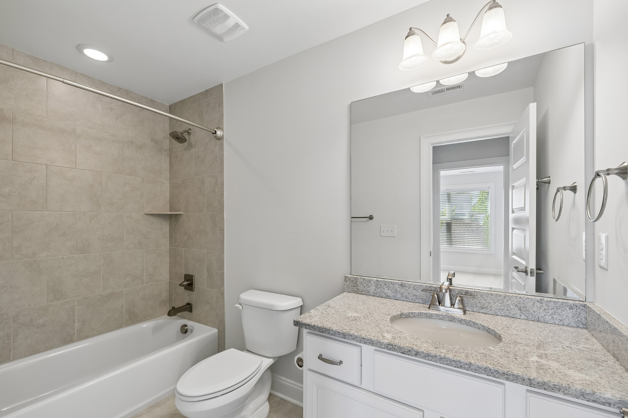 3055 Cheever St Property Photo 38