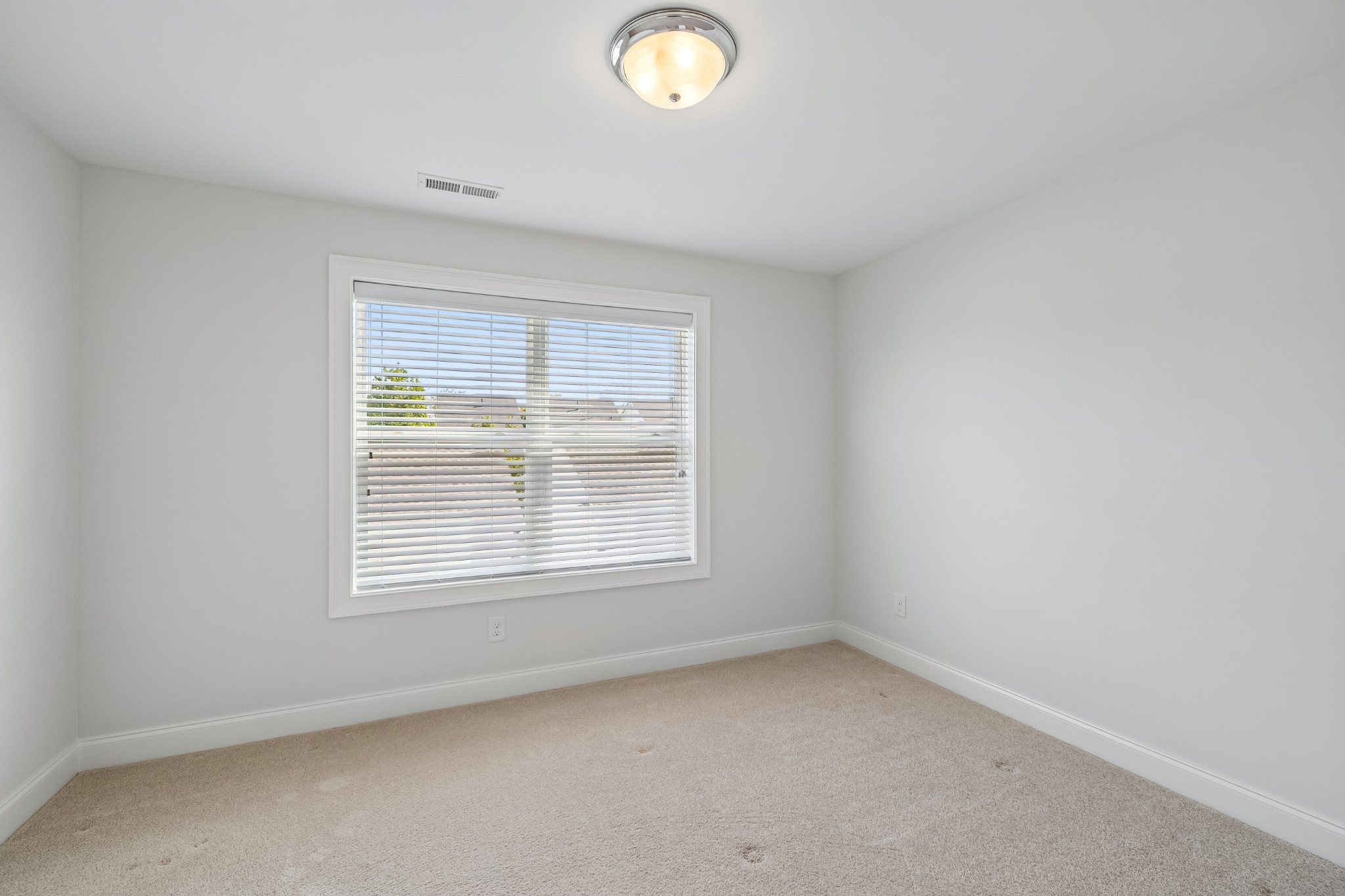 3055 Cheever St Property Photo 39