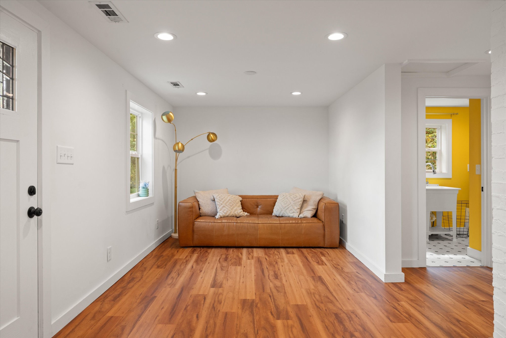 608 Creative Way Property Photo 8