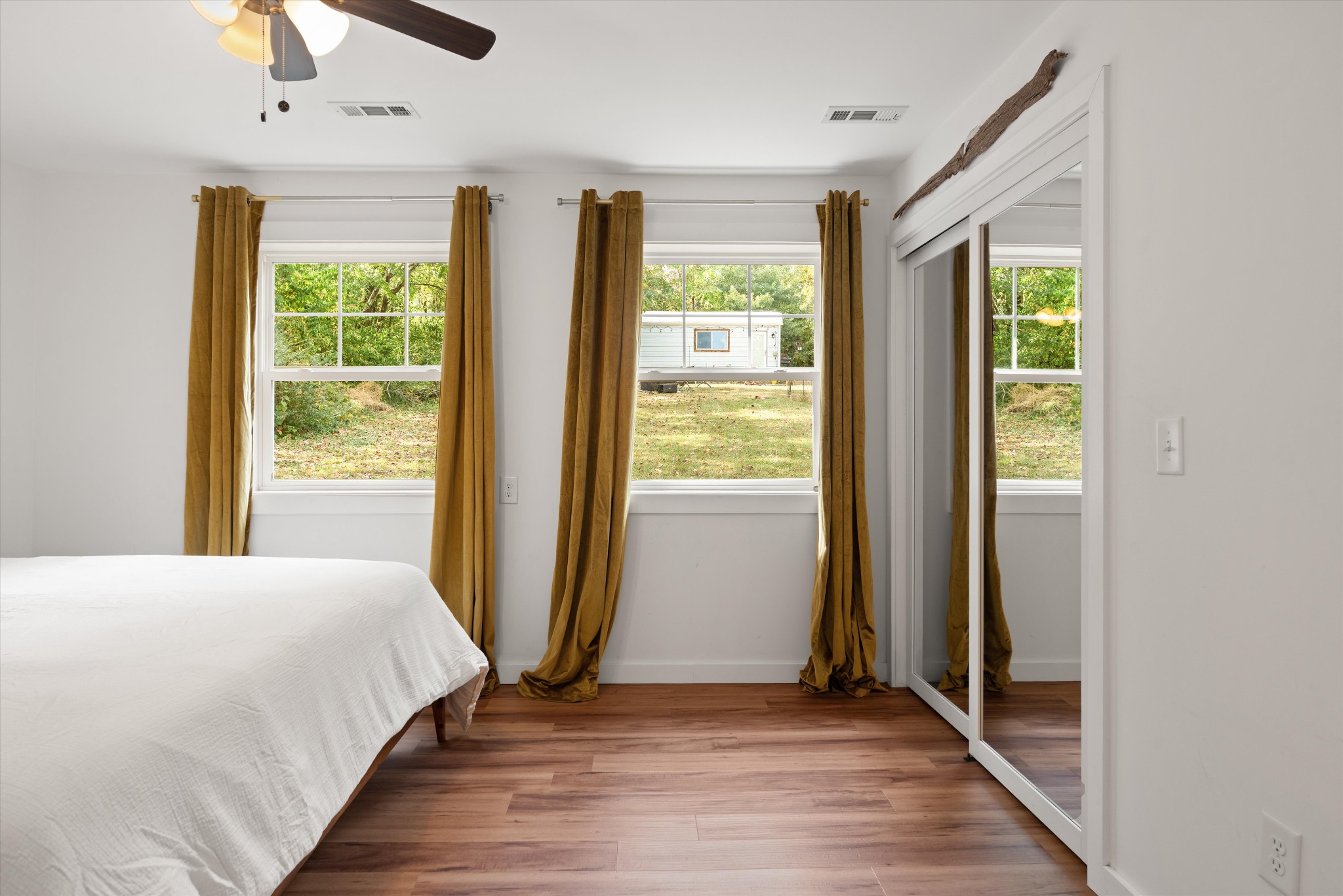 608 Creative Way Property Photo 20