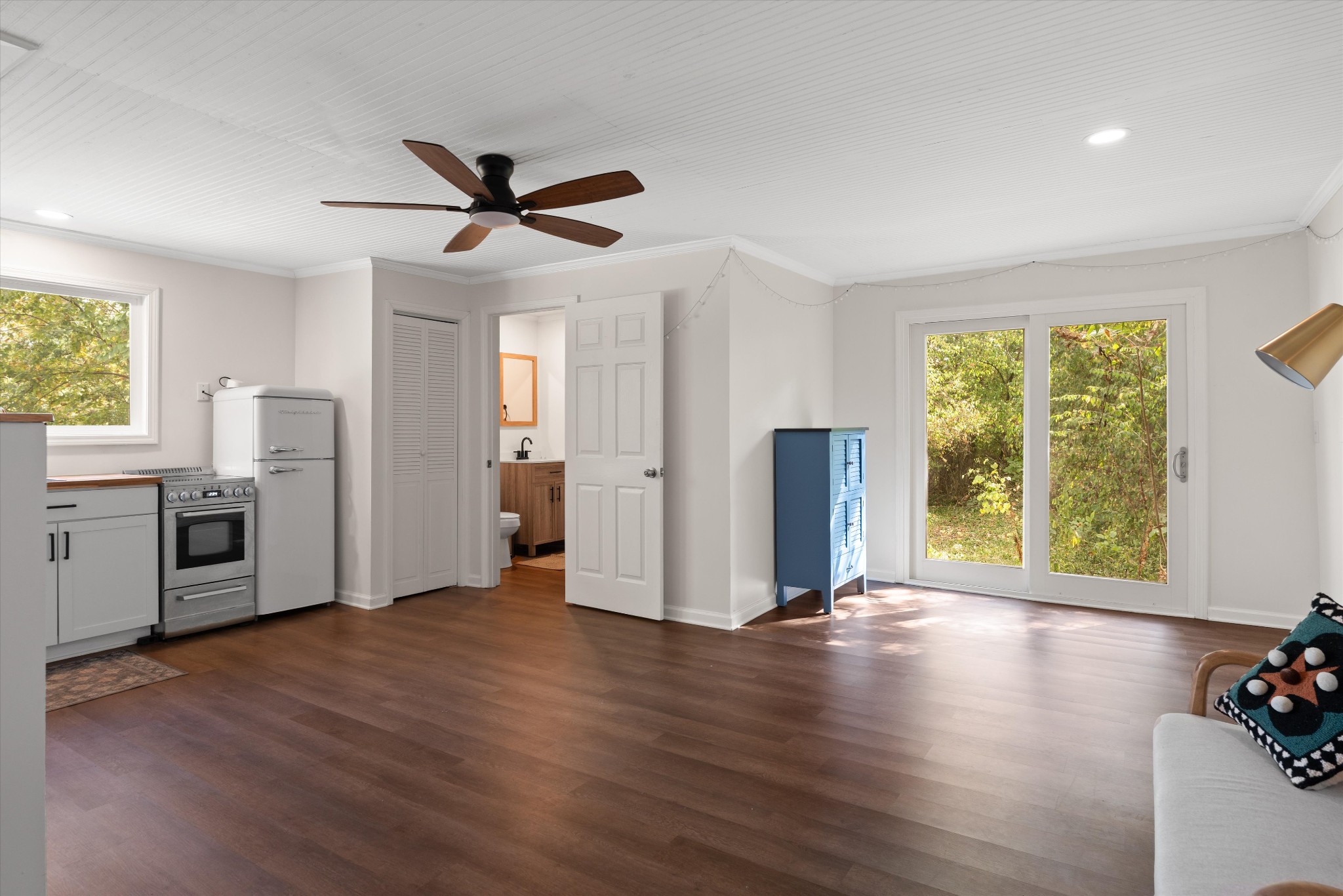 608 Creative Way Property Photo 39