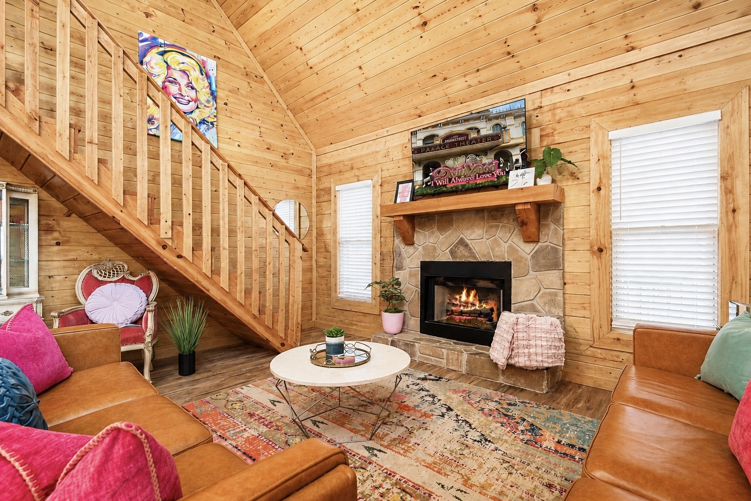 1836 Trout Way Property Photo 4