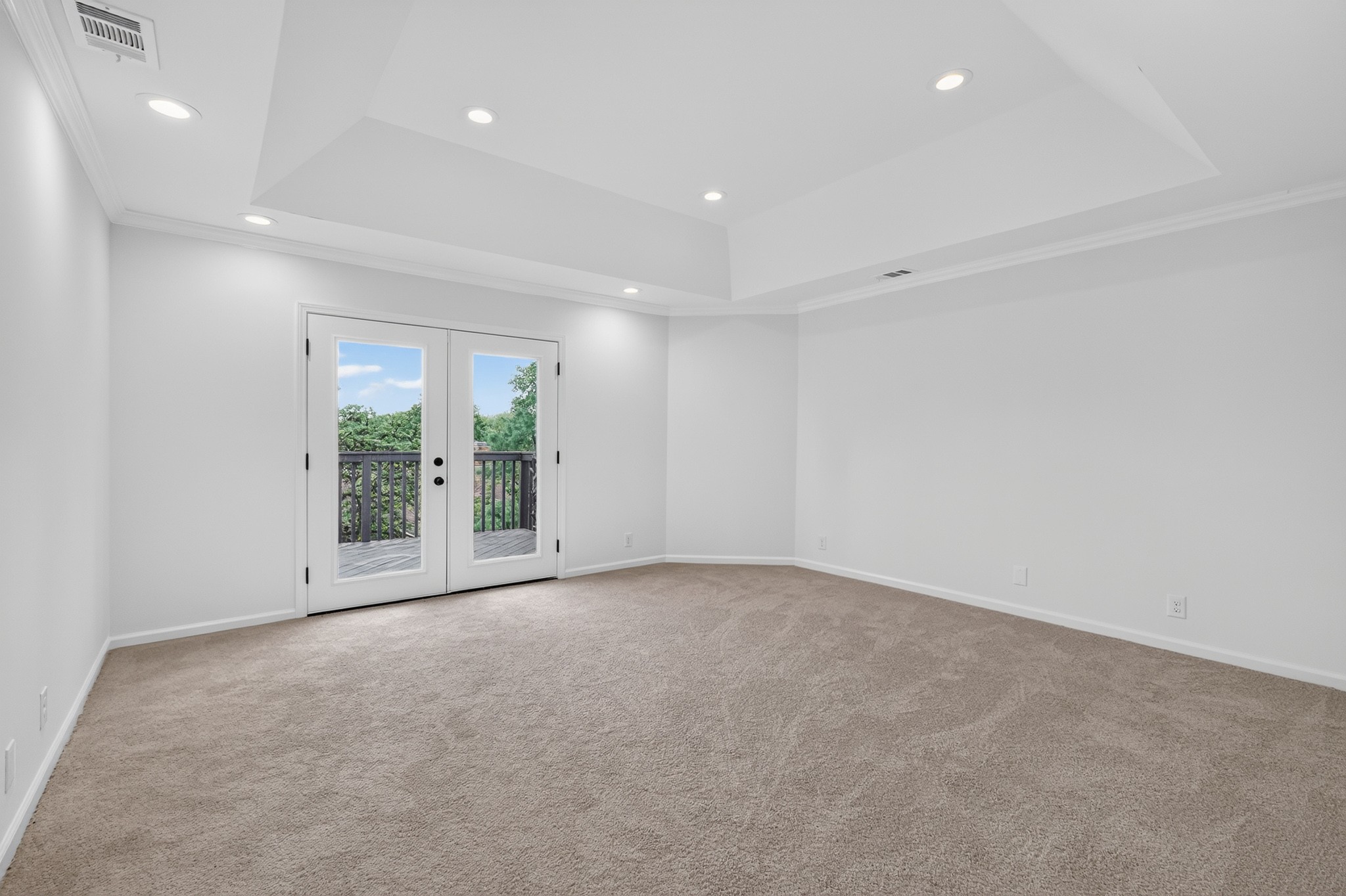 233 Hearthstone Manor Ln Property Photo 22