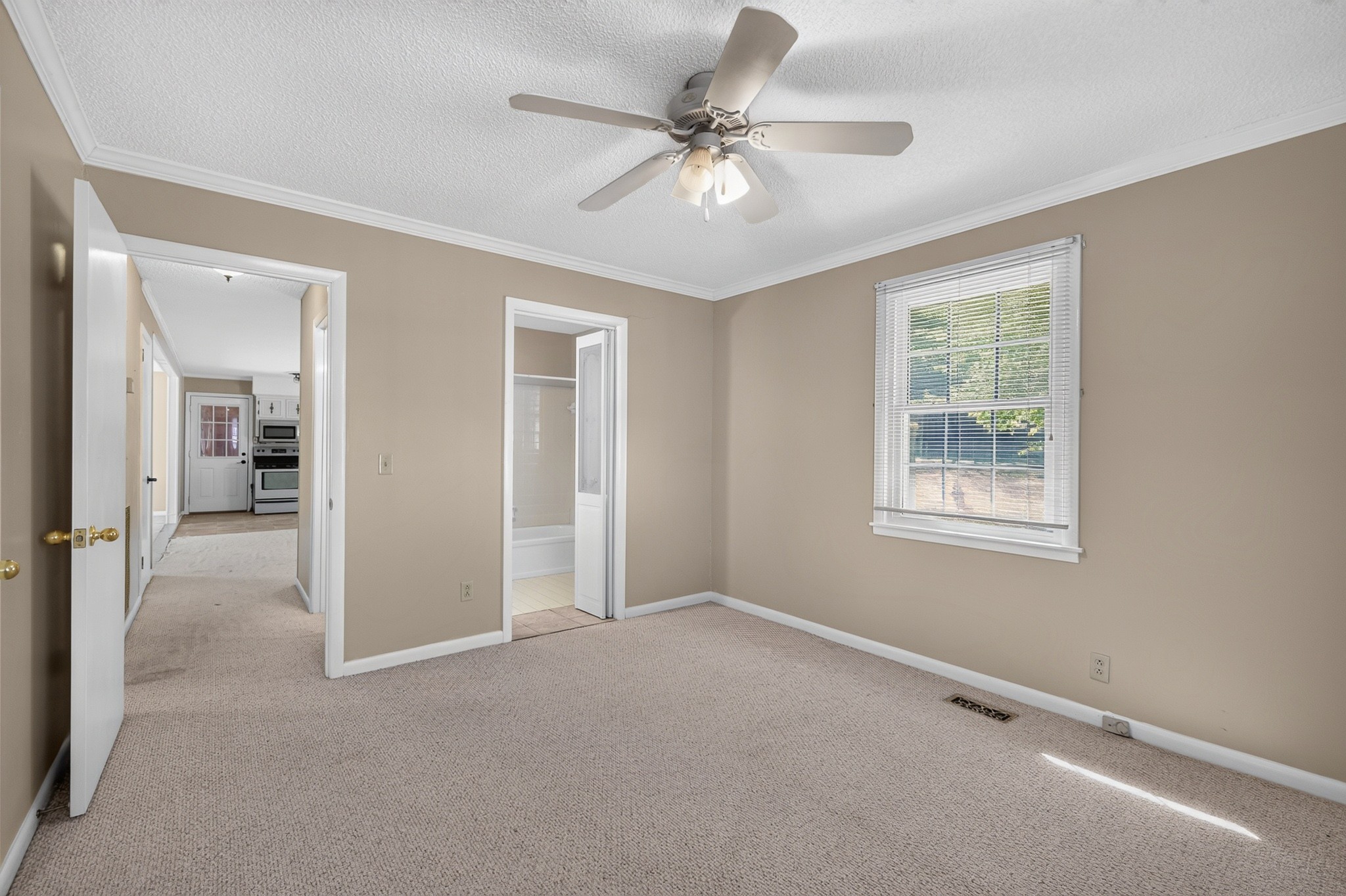 2821 Creekview Dr Property Photo 14