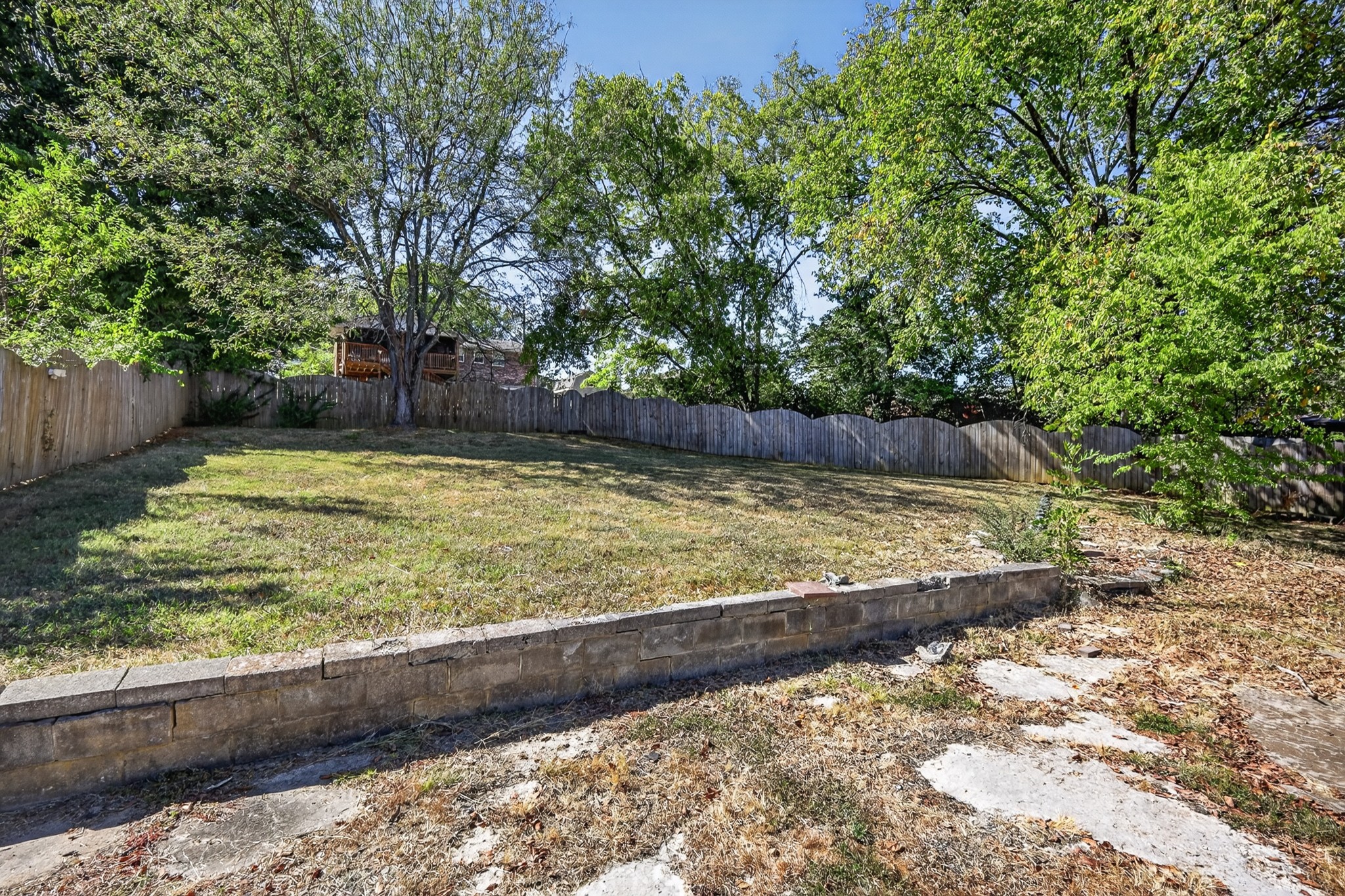 2821 Creekview Dr Property Photo 21