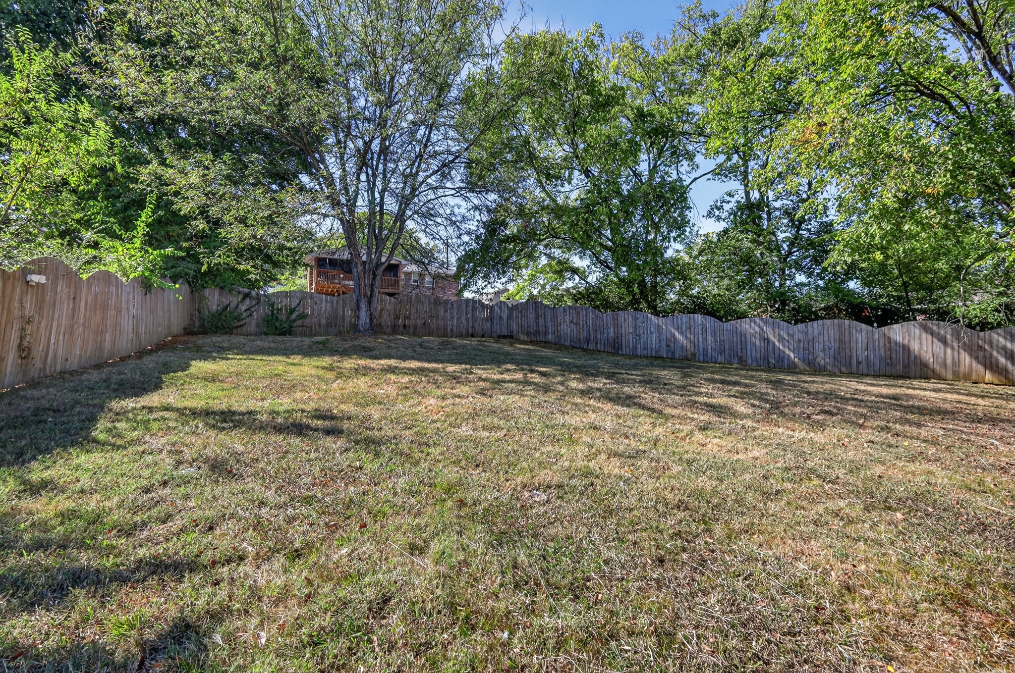 2821 Creekview Dr Property Photo 23