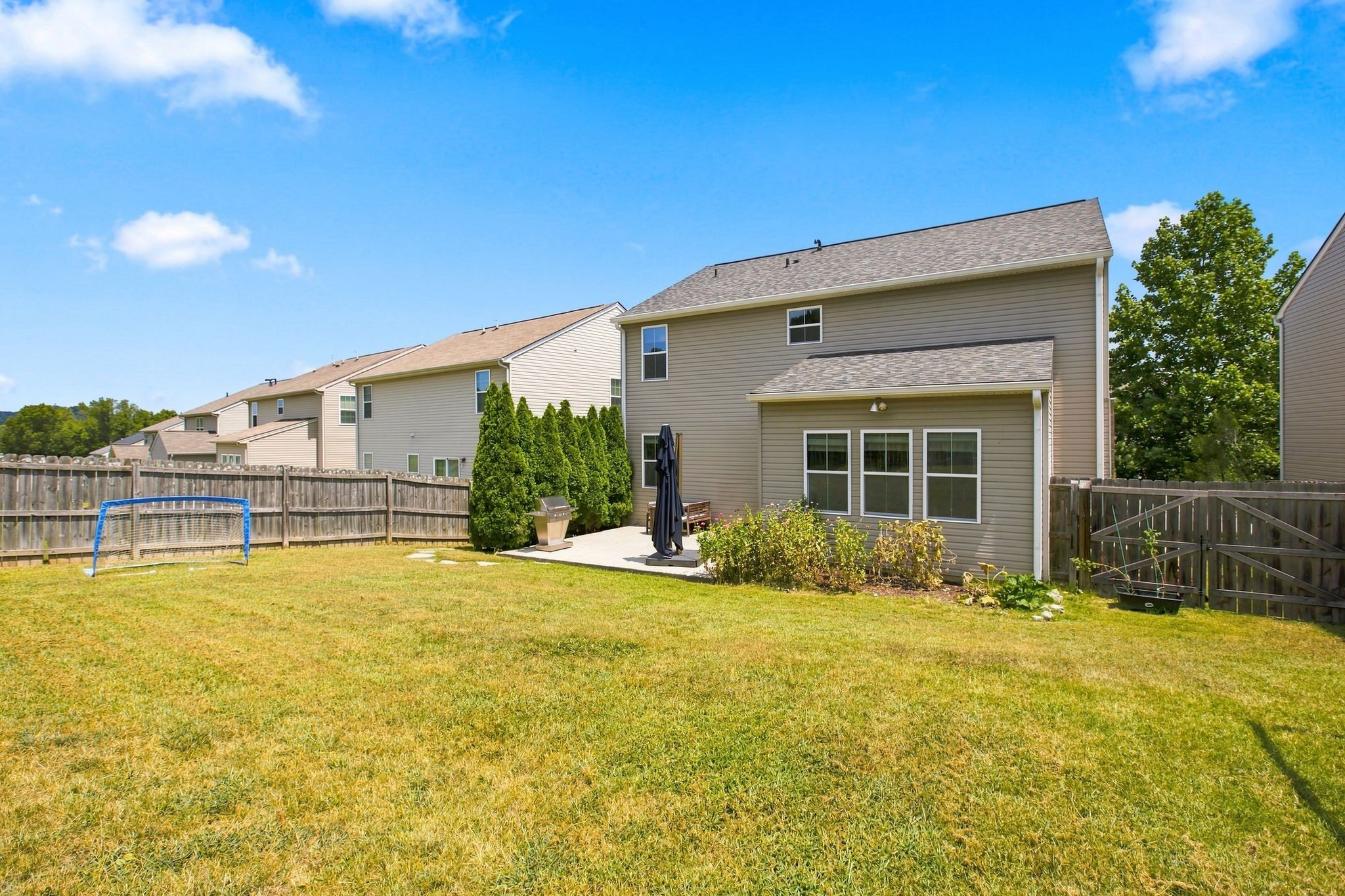 544 Wolfeboro Ln Property Photo 23