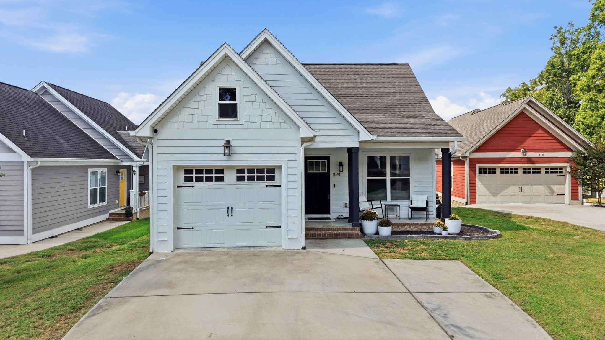 3141 Cottage Grove Cir, Nw Property Photo 1