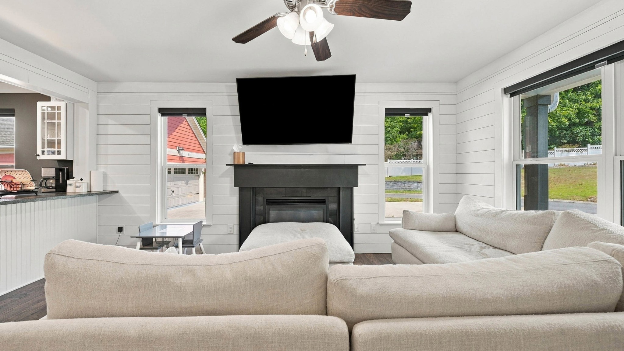 3141 Cottage Grove Cir, Nw Property Photo 4