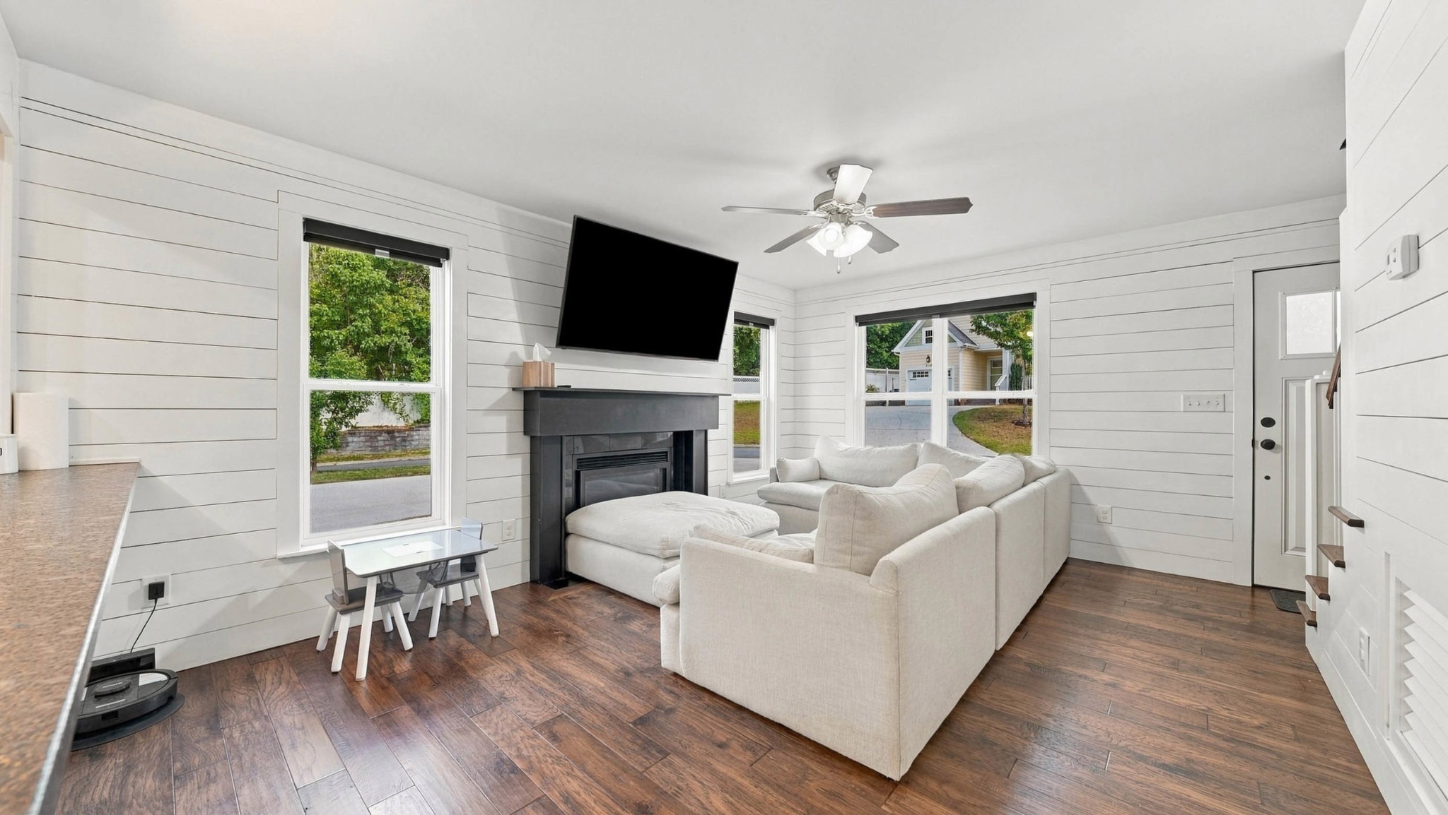 3141 Cottage Grove Cir, Nw Property Photo 5