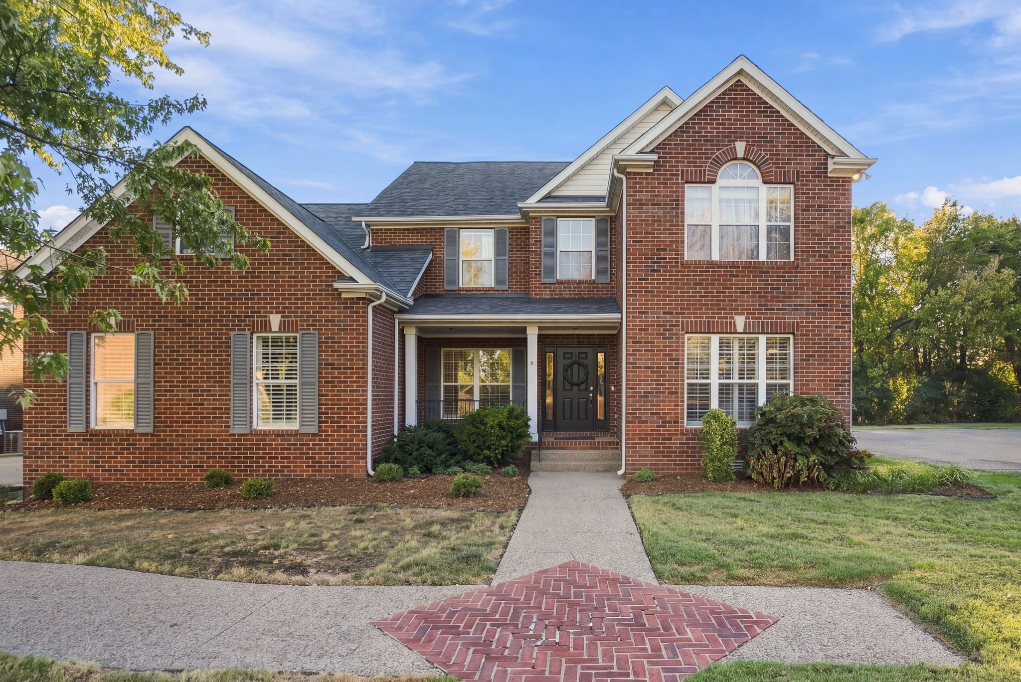 5528 Traceside Dr Property Photo 1