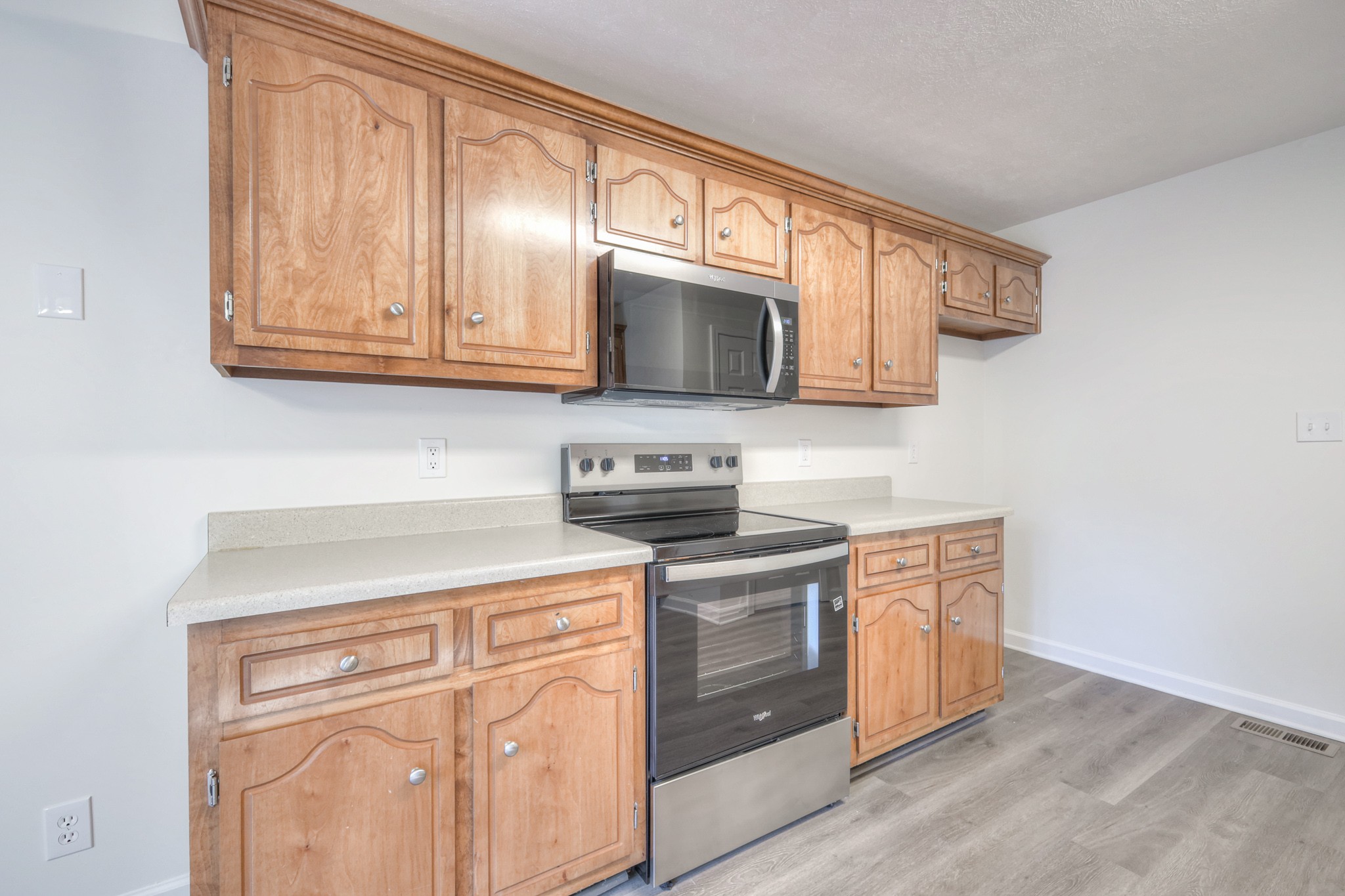 3697 S Naples Ct Property Photo 10