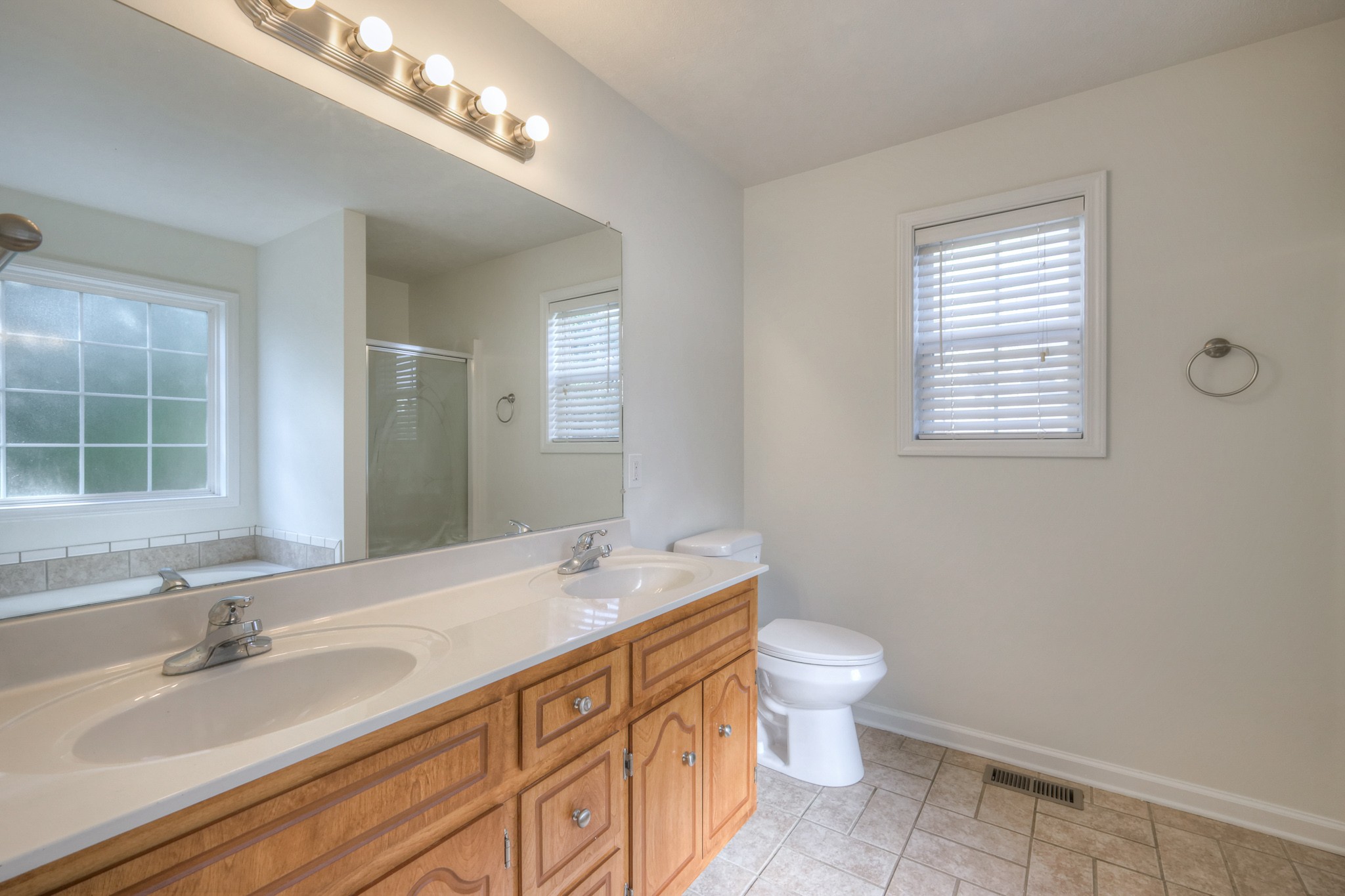 3697 S Naples Ct Property Photo 17