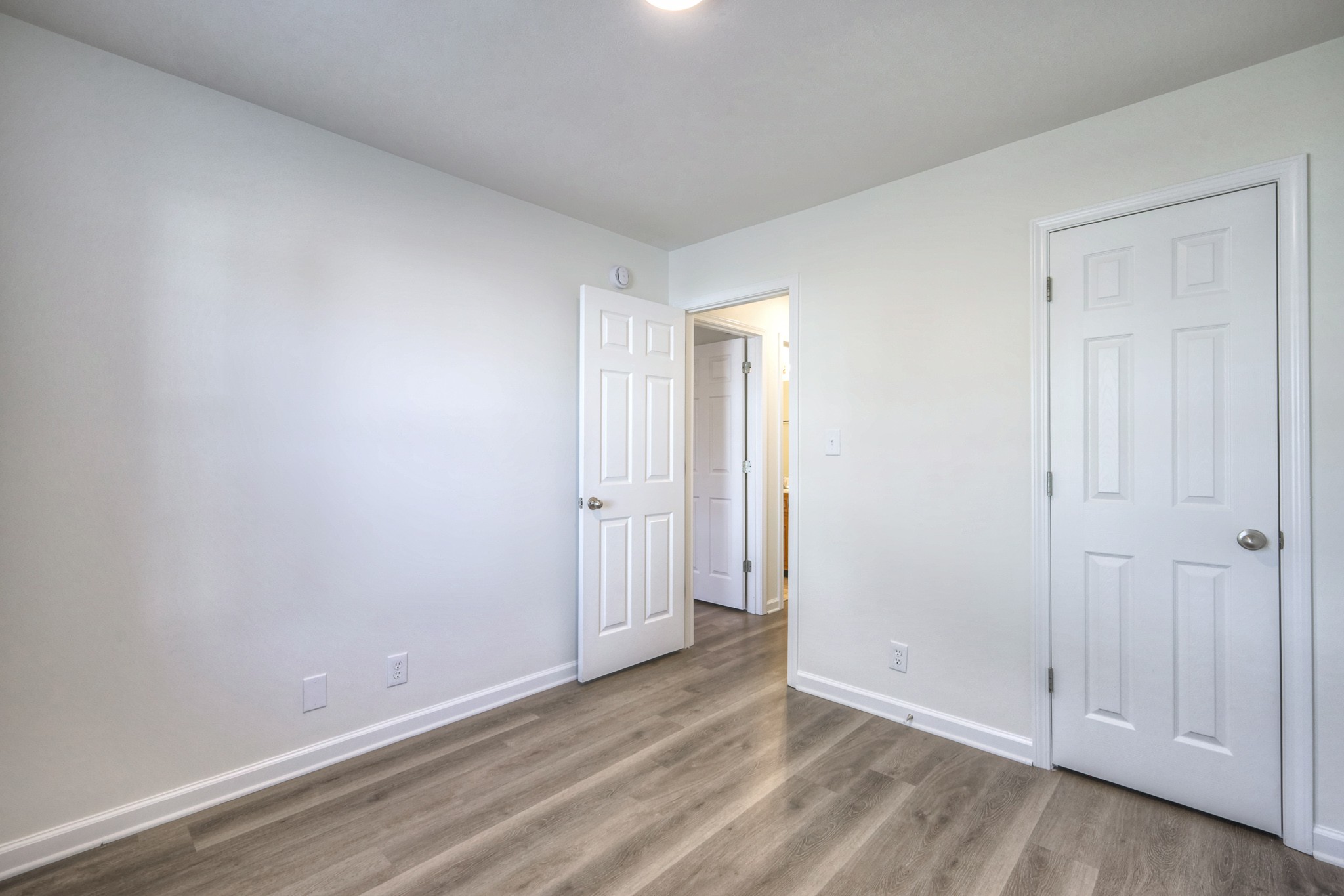 3697 S Naples Ct Property Photo 20