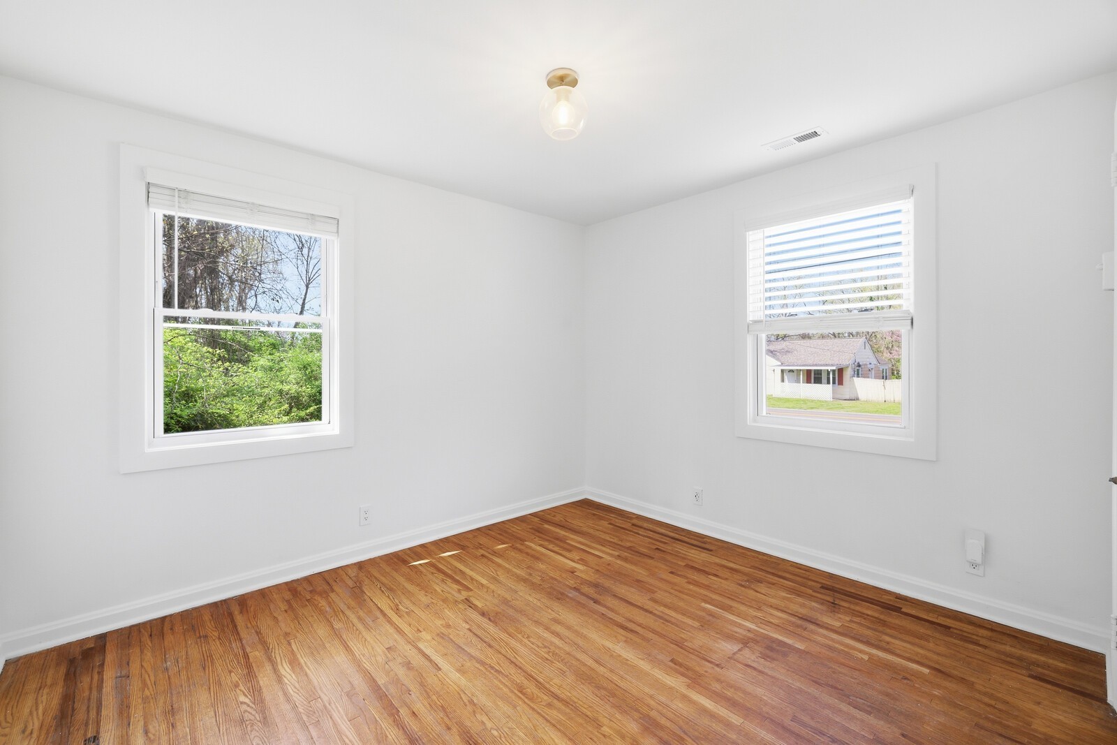 705 Drummond Dr Property Photo 15