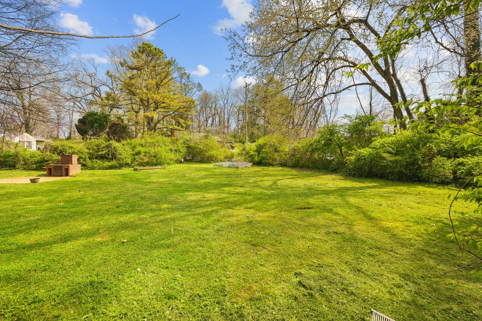 705 Drummond Dr Property Photo 25