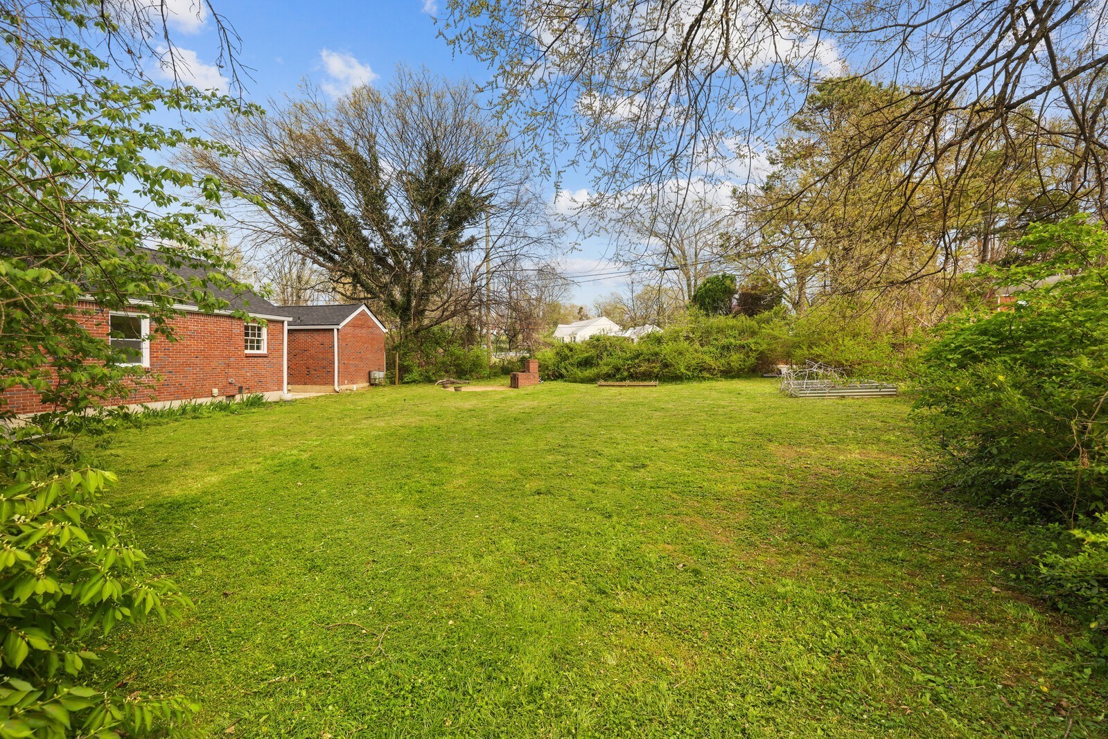 705 Drummond Dr Property Photo 26