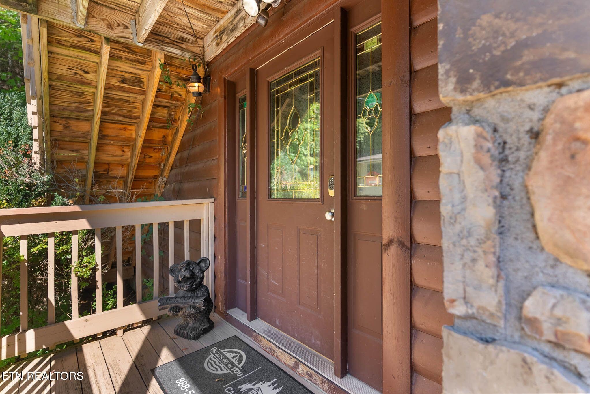 2123 Luzerne Drive Property Photo 6