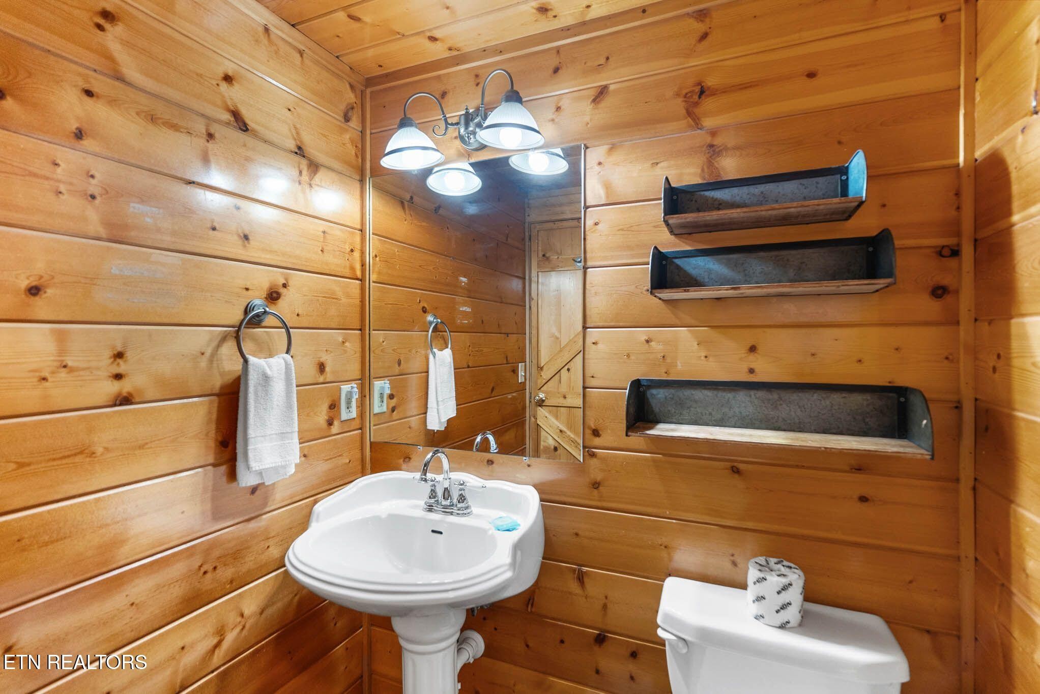 2123 Luzerne Drive Property Photo 24