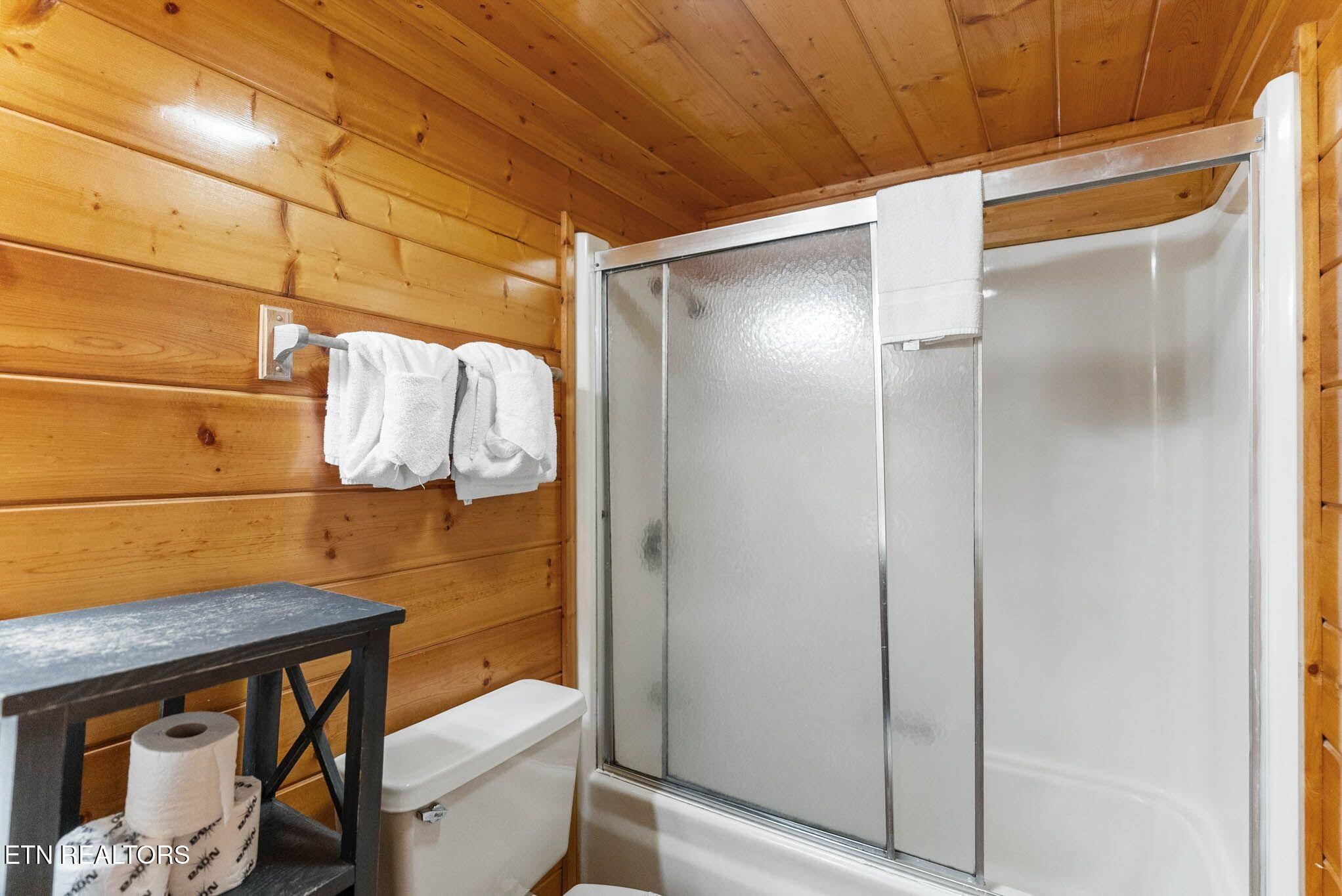 2123 Luzerne Drive Property Photo 36