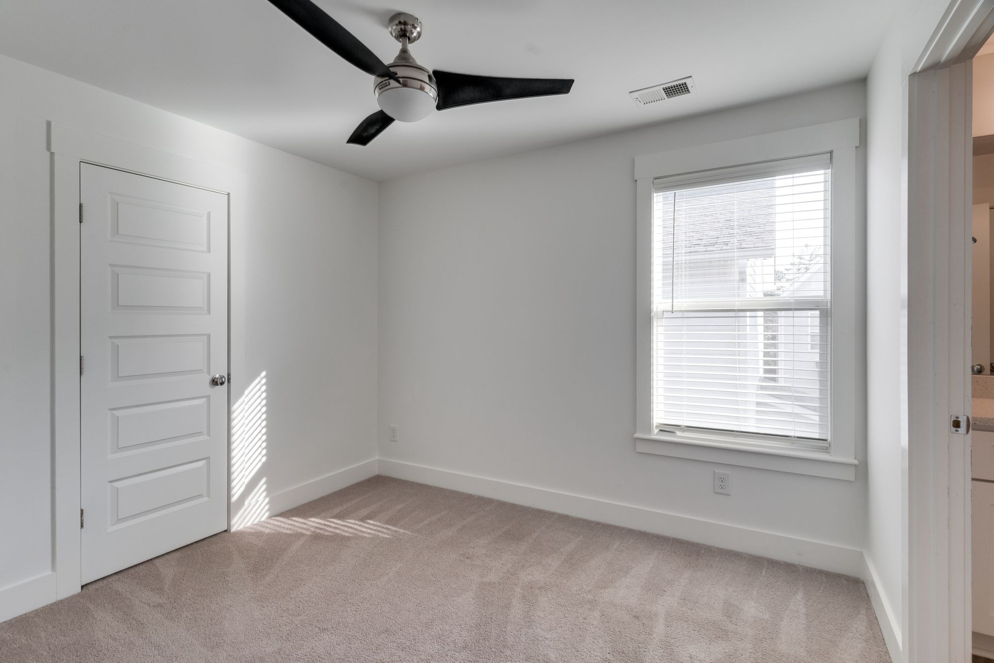 802 Briar Cir Property Photo 22
