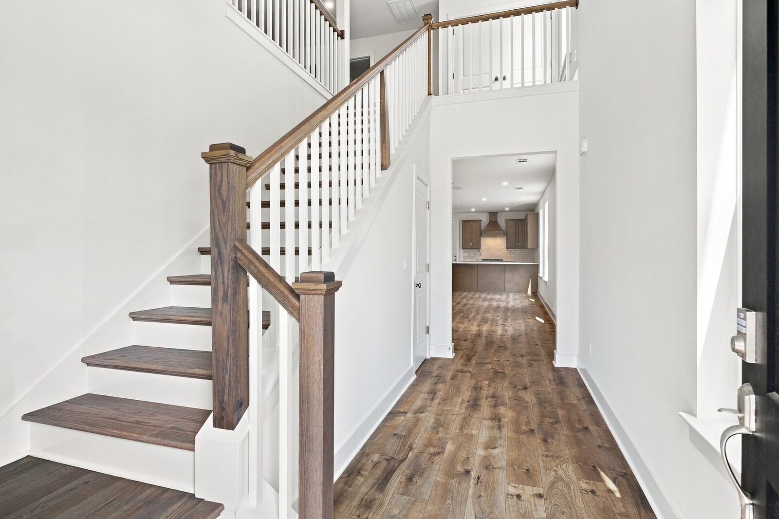 3028 Ledger Road Property Photo 5