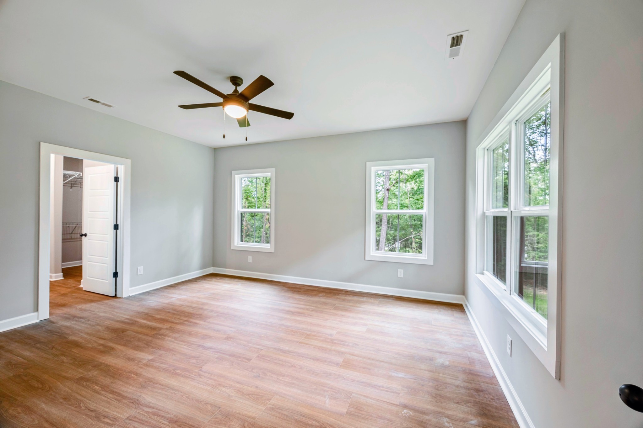 352 Pulley St Property Photo 10