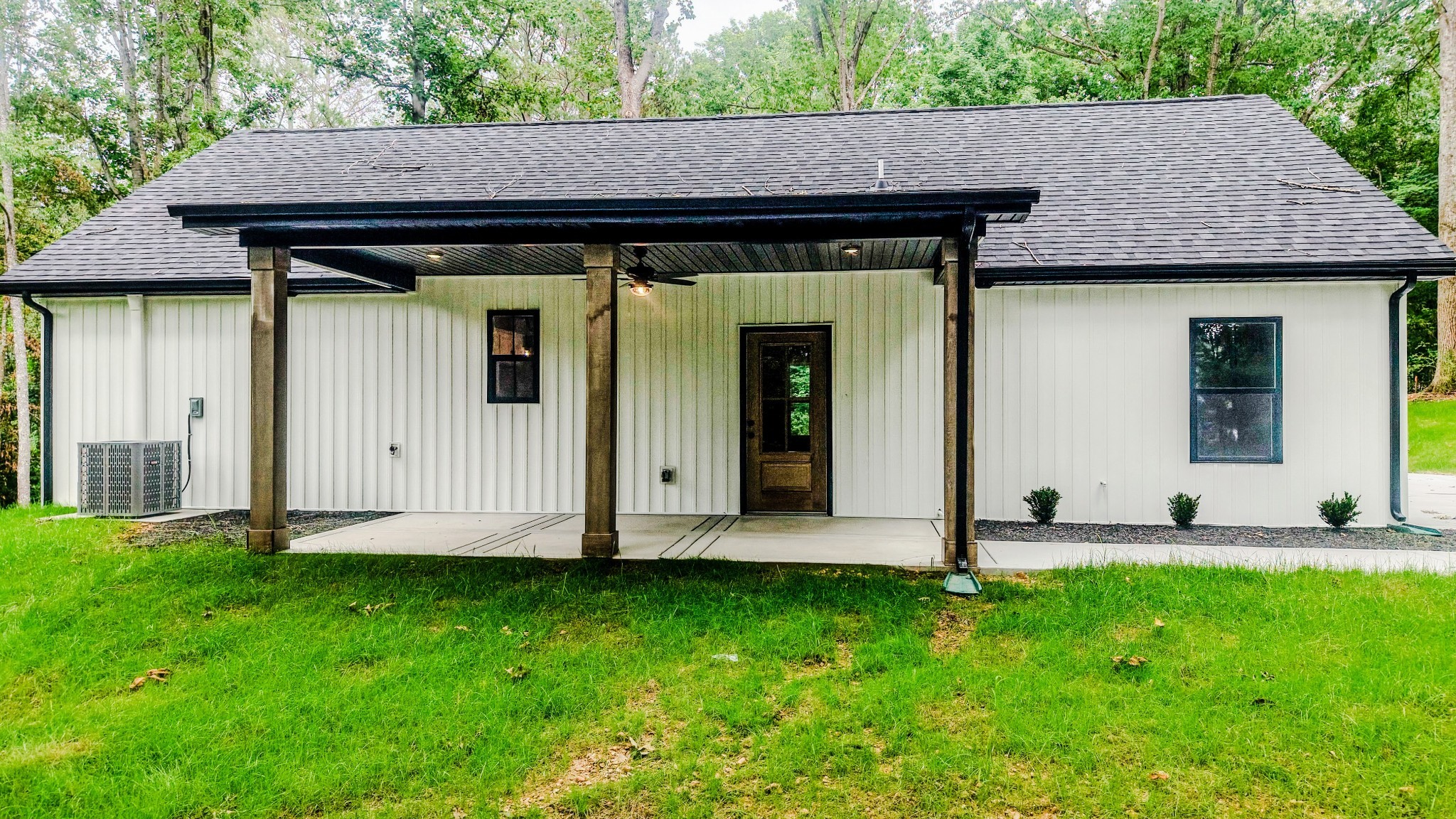 352 Pulley St Property Photo 18