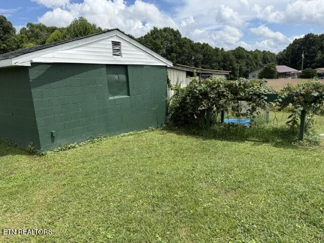139 S Sycamore Lane Property Photo 5
