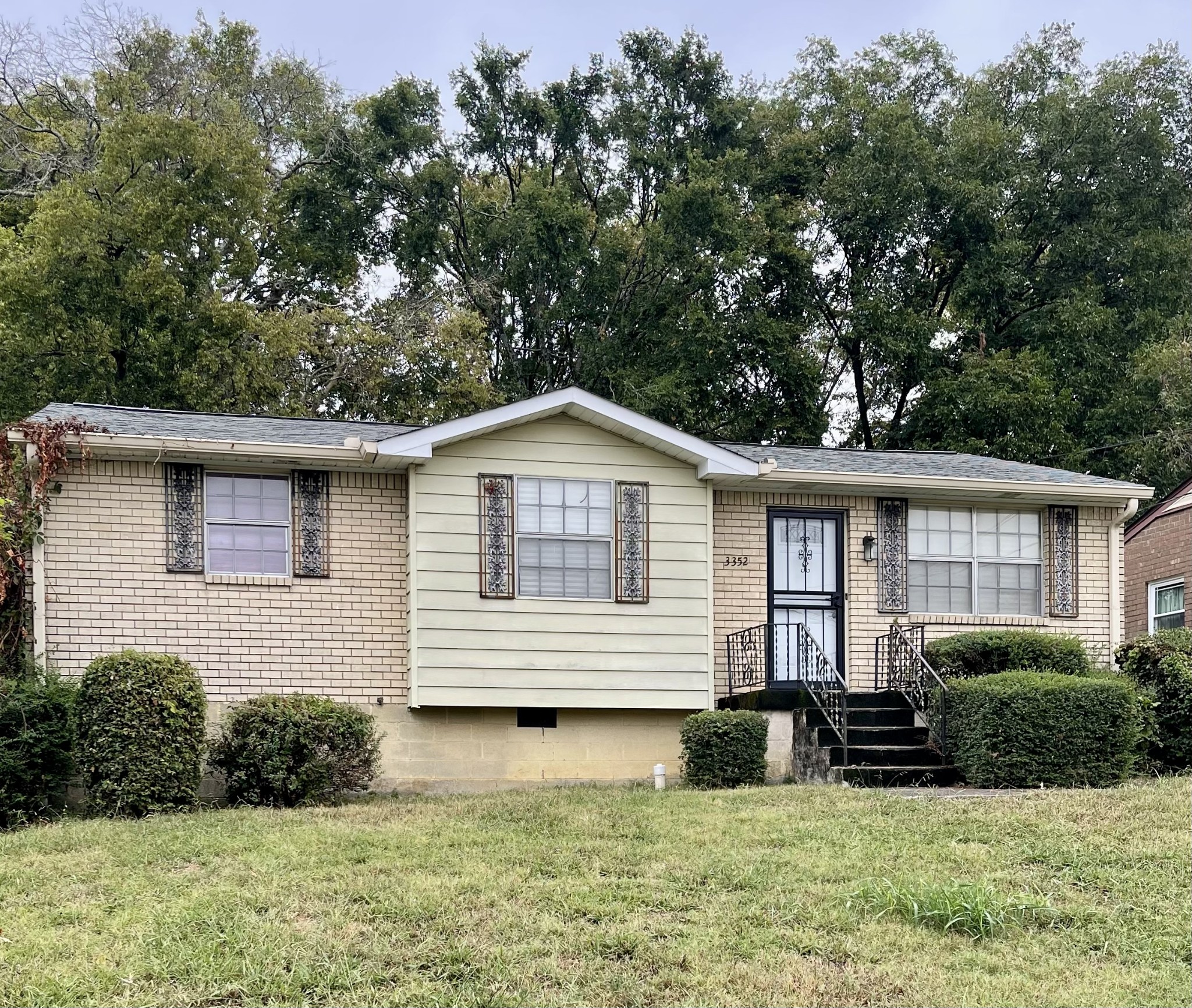 3352 Hospital Ln Property Photo 1