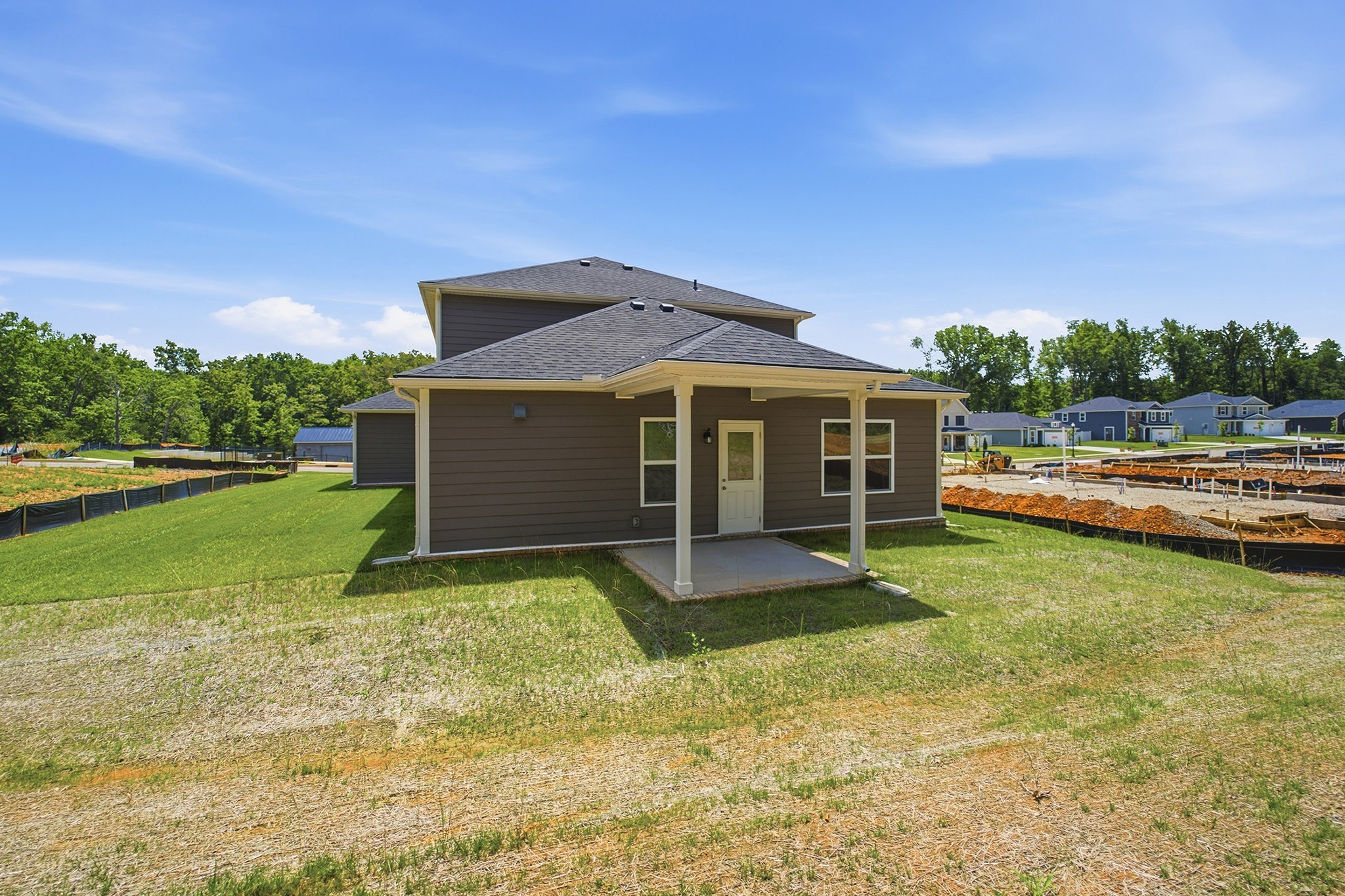 7270 Fairlawn Dr Property Photo 30