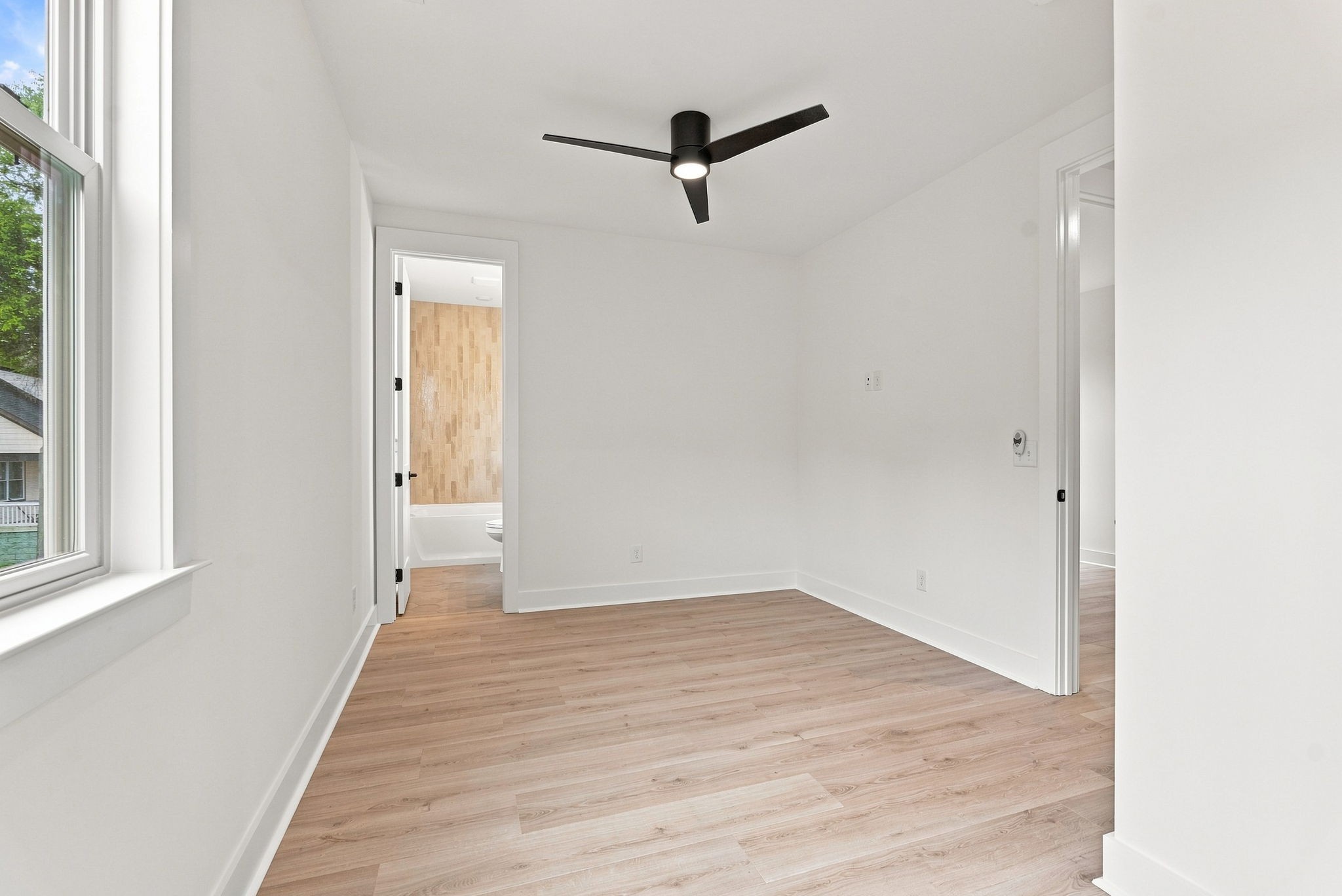 518a Eastboro Drive Property Photo 45