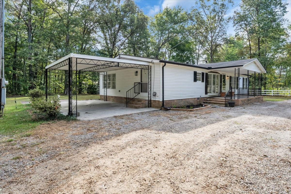 80 Elm Ln Property Photo 3