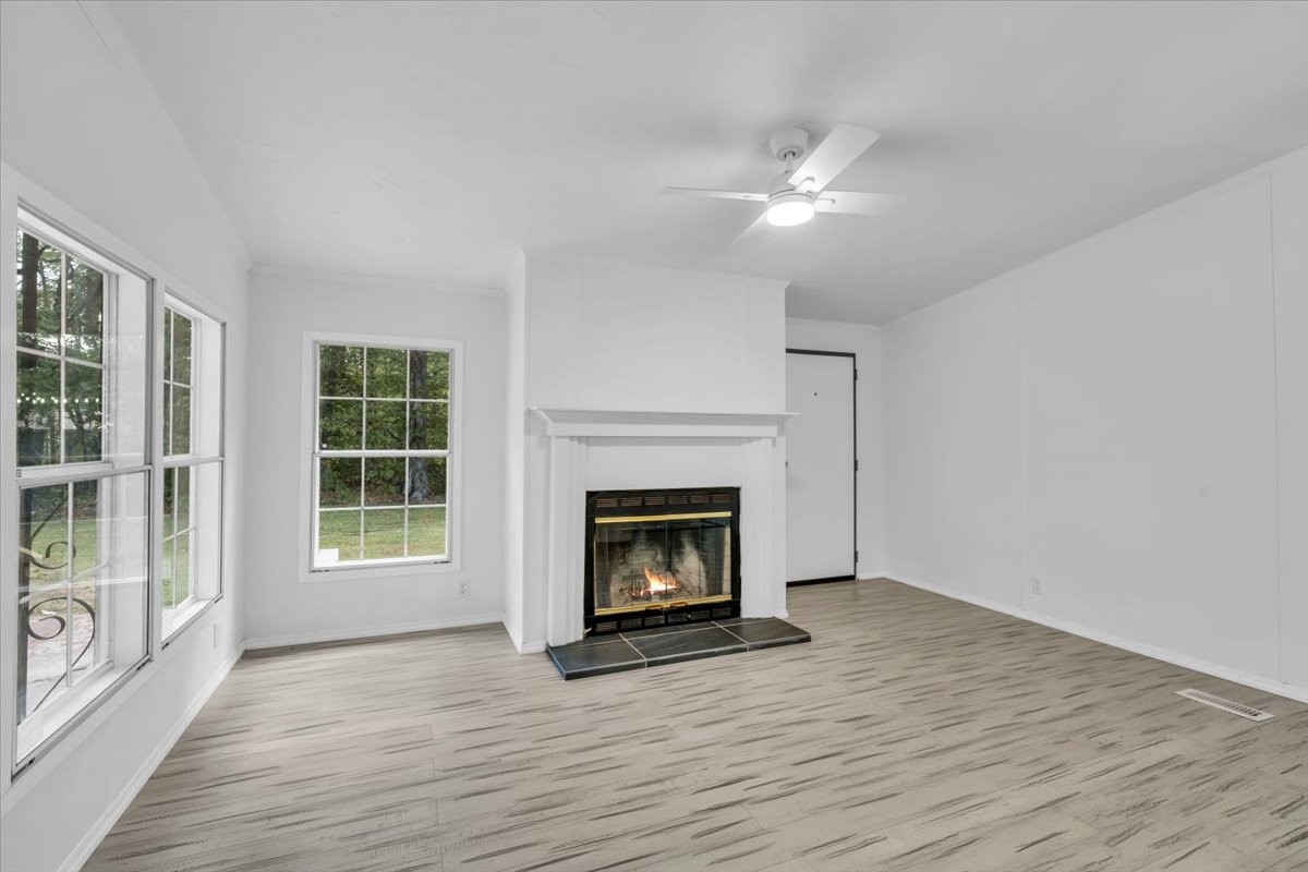 80 Elm Ln Property Photo 18