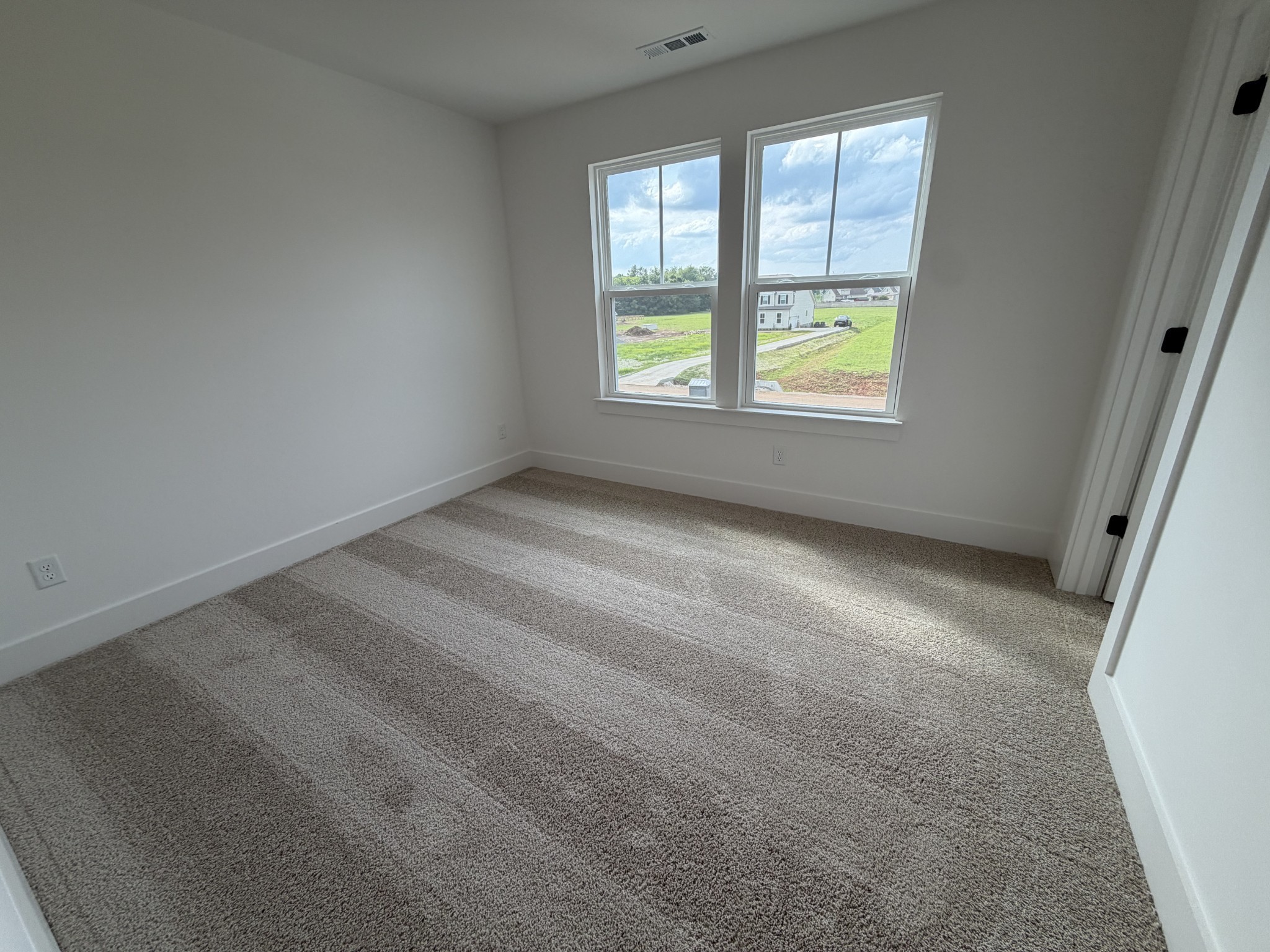 1417 Charles Dr Property Photo 41
