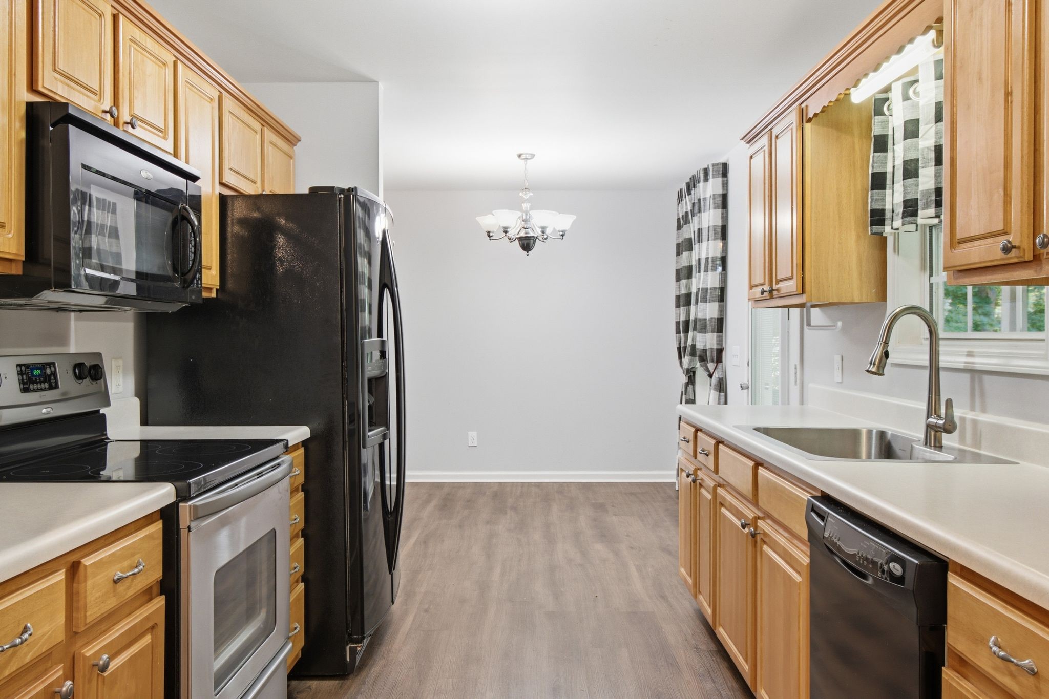 536 Lenape Path Property Photo 8