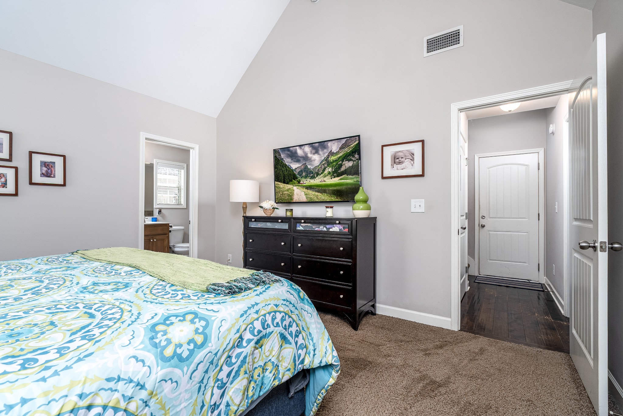 1018 Watergate Drive Property Photo 24