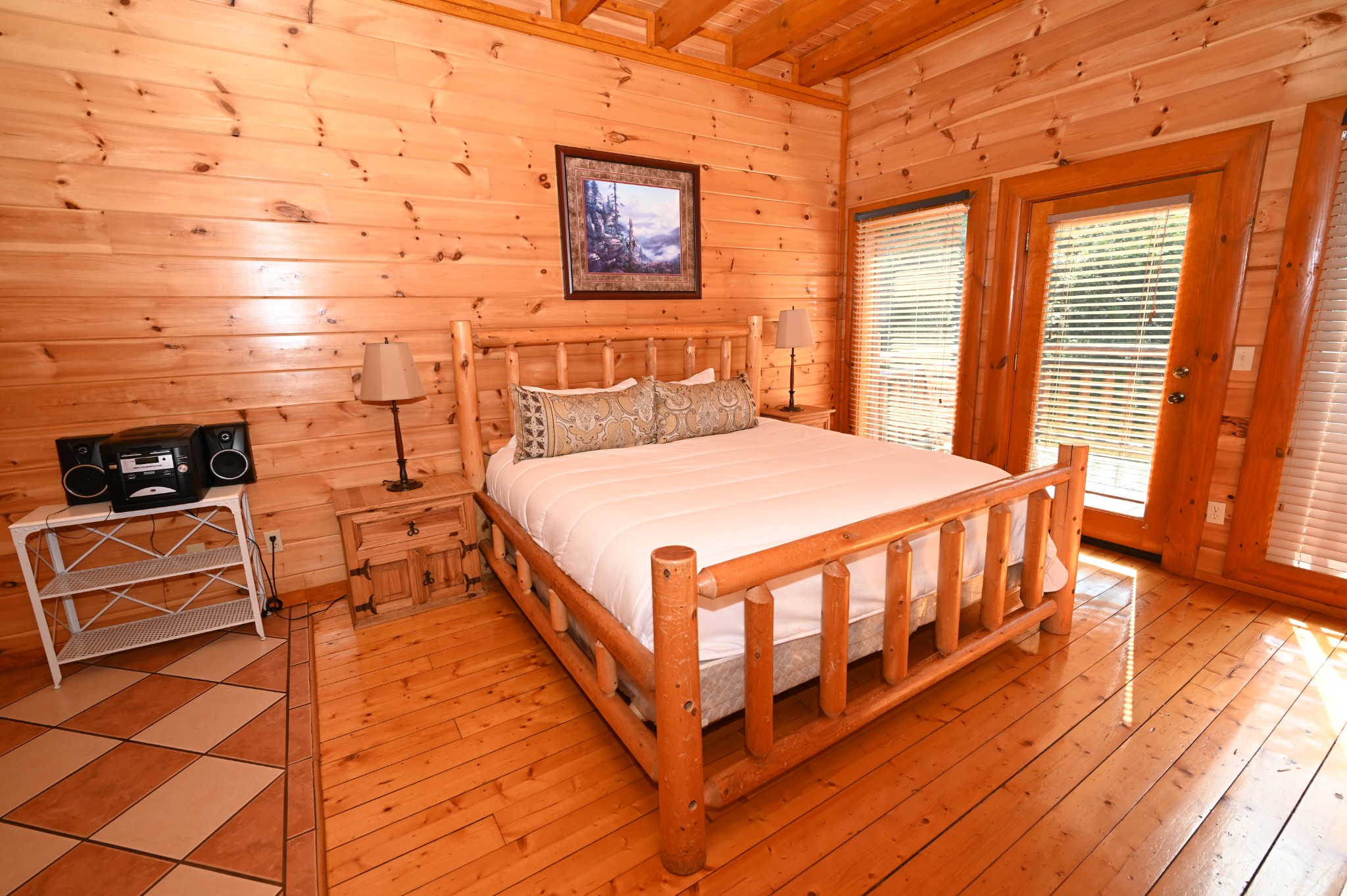 1114 Black Bear Cub Way Property Photo 3