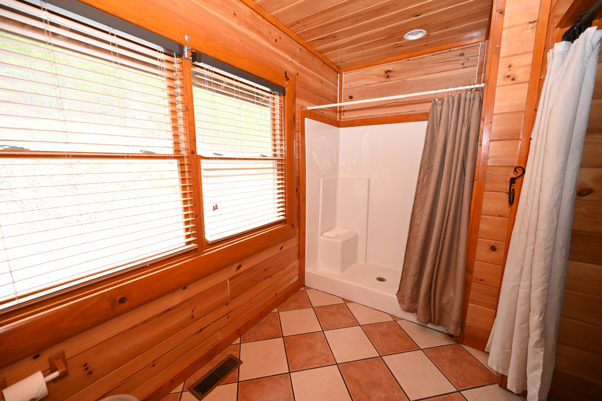 1114 Black Bear Cub Way Property Photo 14
