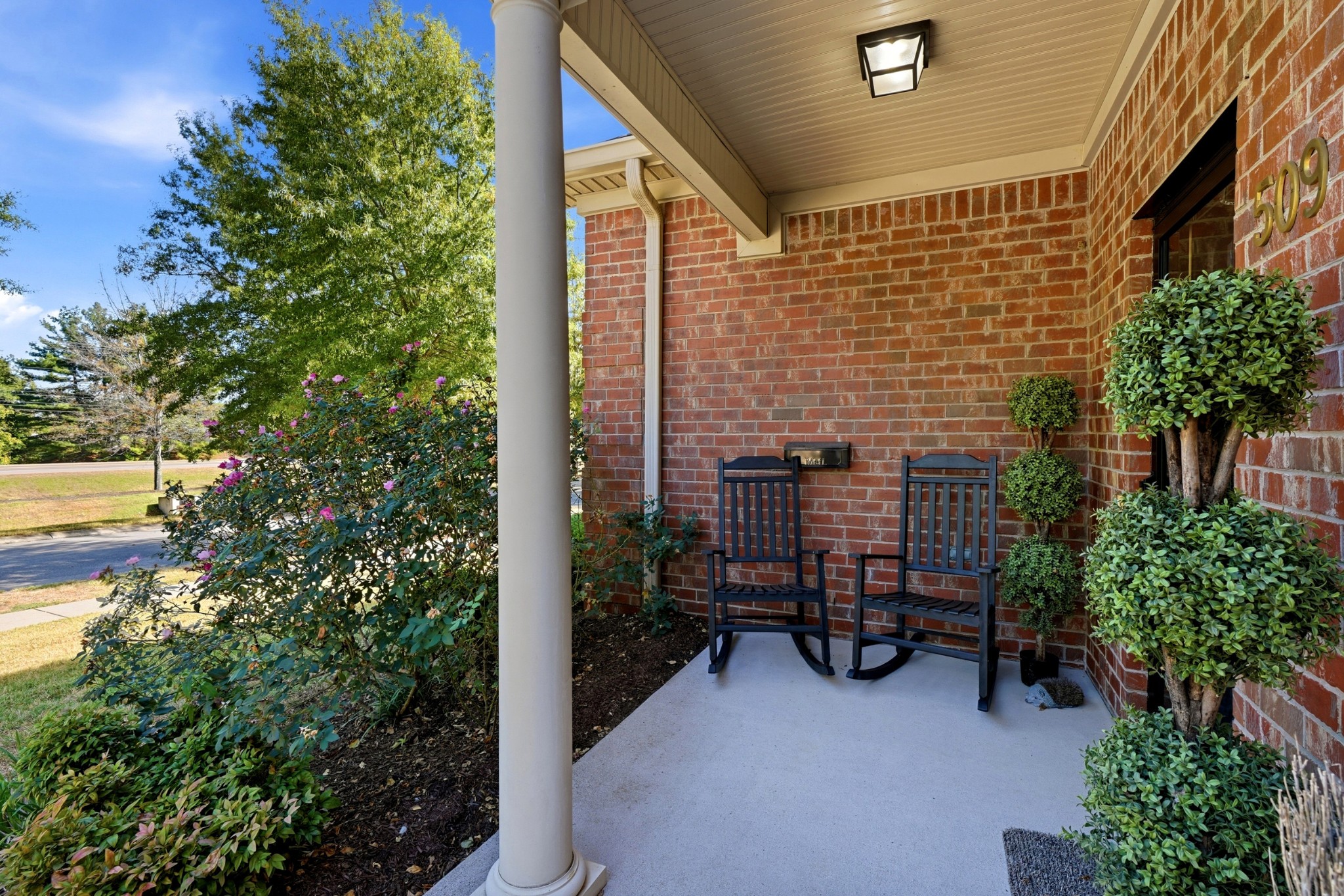 509 Madeira St Property Photo 6