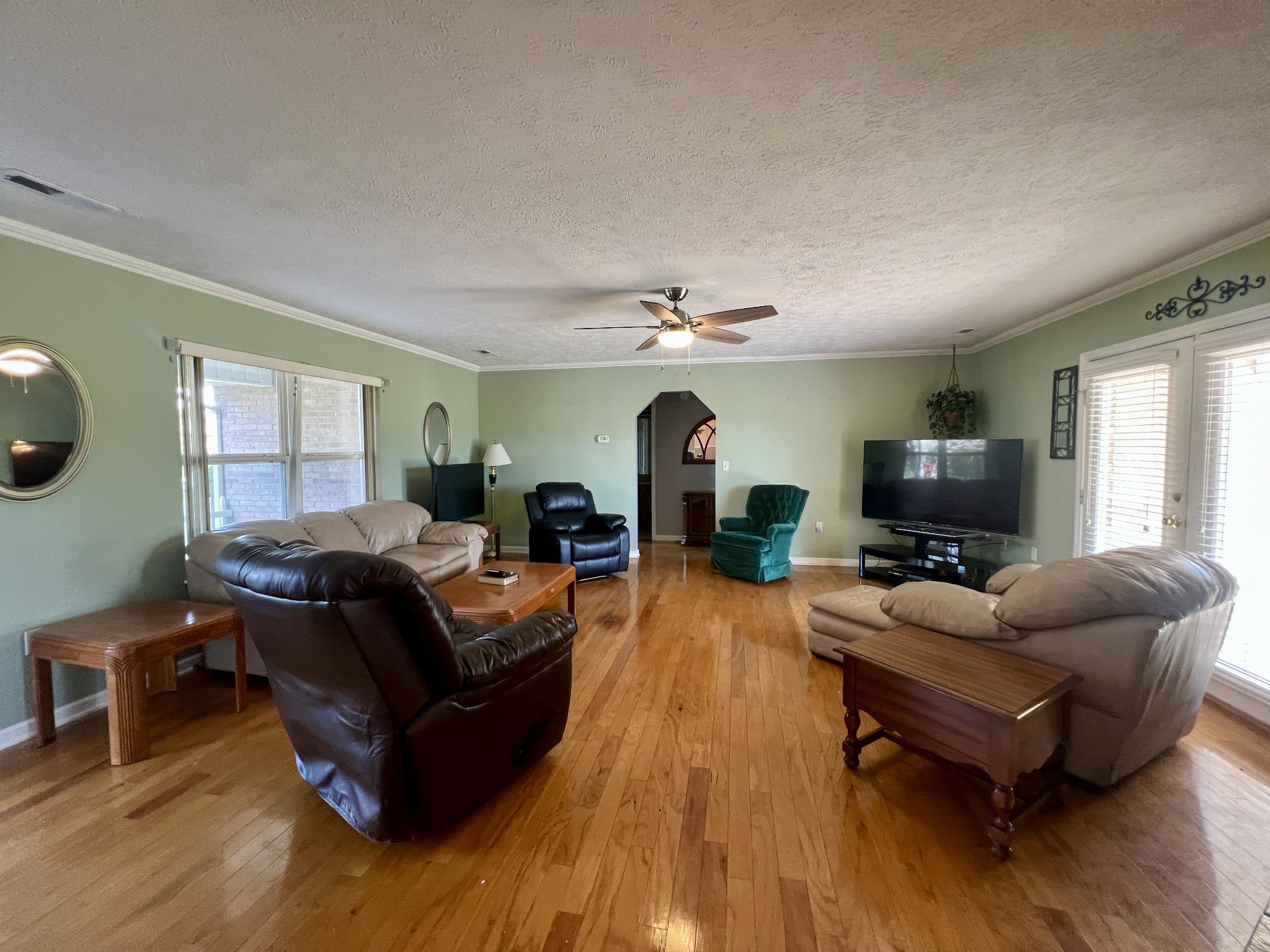 2526 Goingback Cir Property Photo 4