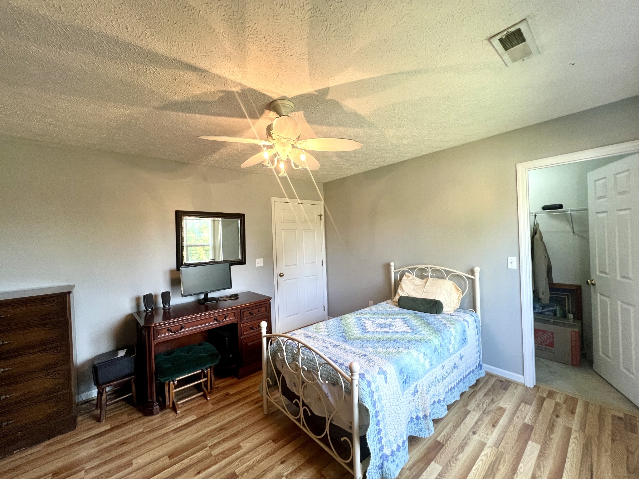 2526 Goingback Cir Property Photo 23