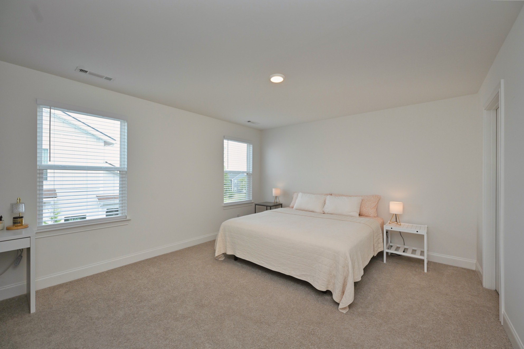 6407 Desmond Ave Property Photo 38