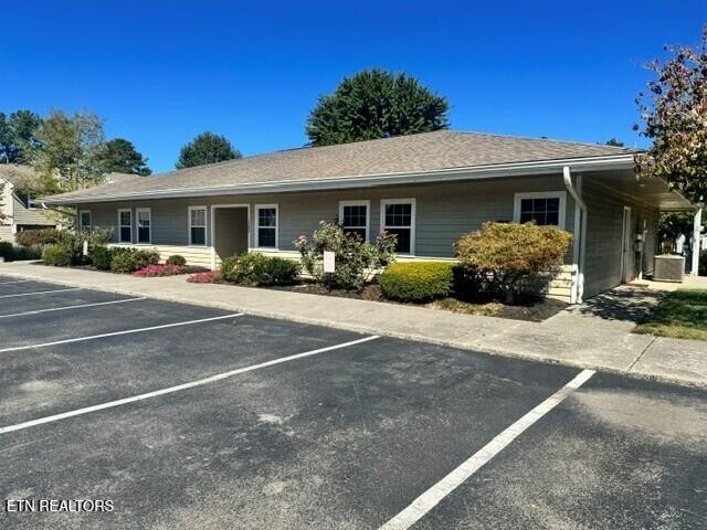 1319 Covington Drive Property Photo 4
