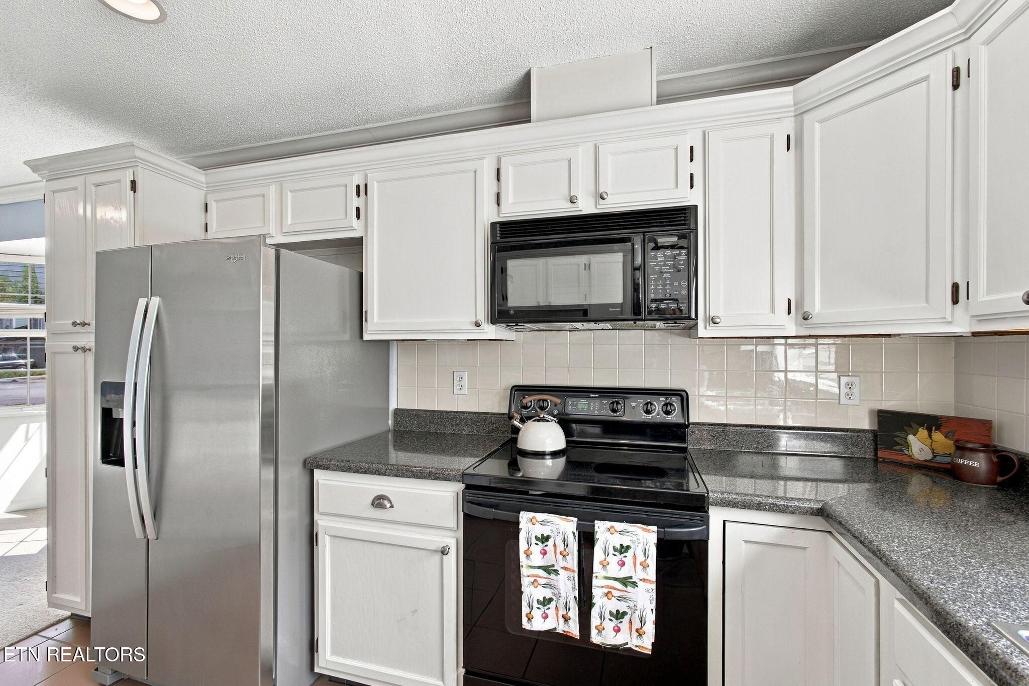 1319 Covington Drive Property Photo 18