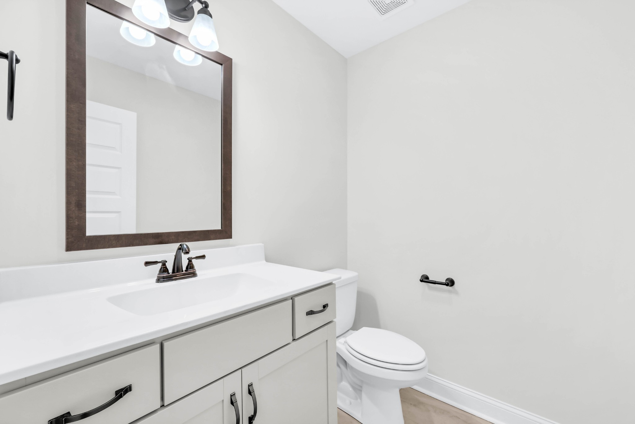 213 Wexford Way Property Photo 4